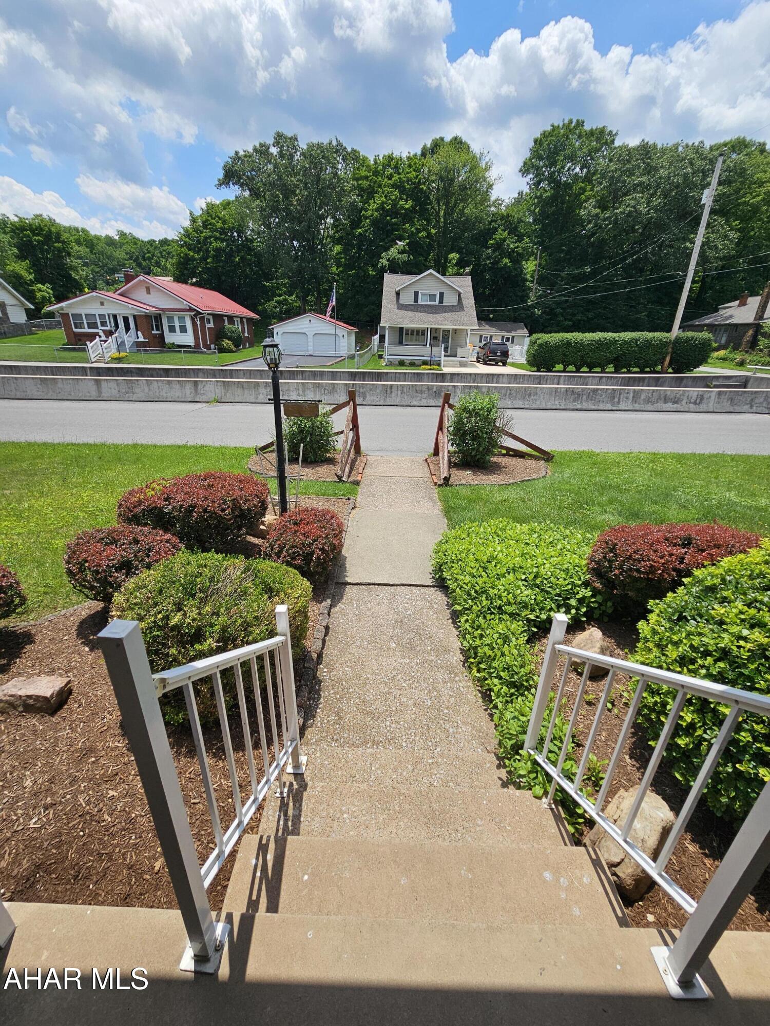 Juniata - Residential