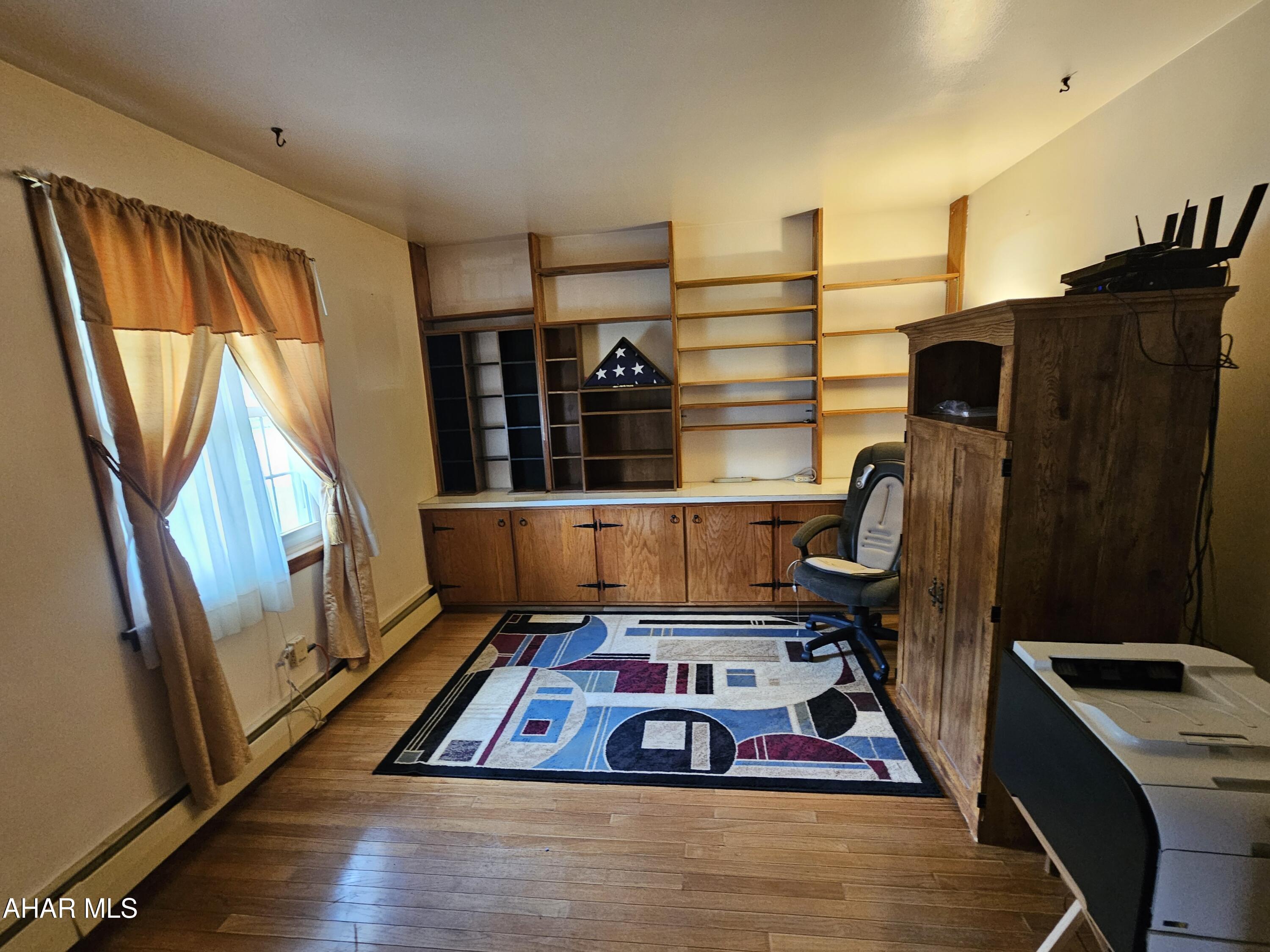 Juniata - Residential