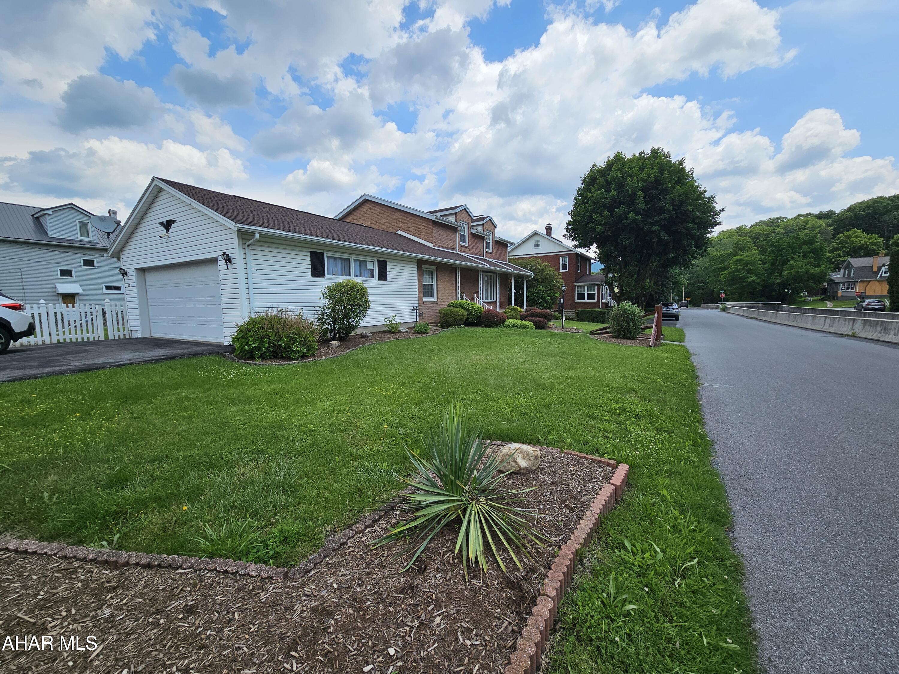 Juniata - Residential