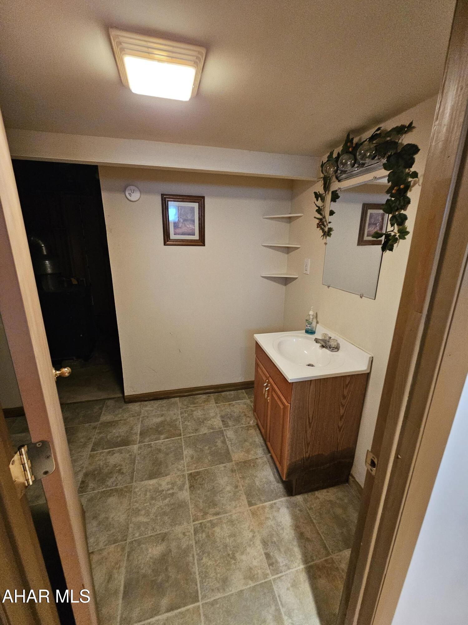 Juniata - Residential