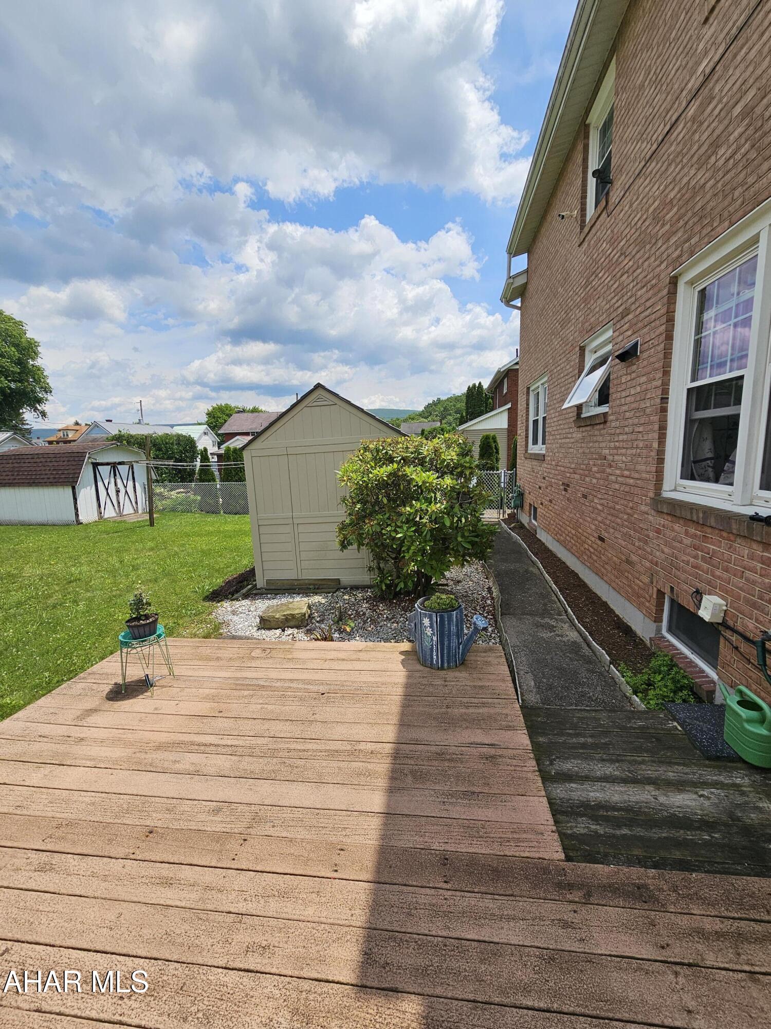 Juniata - Residential