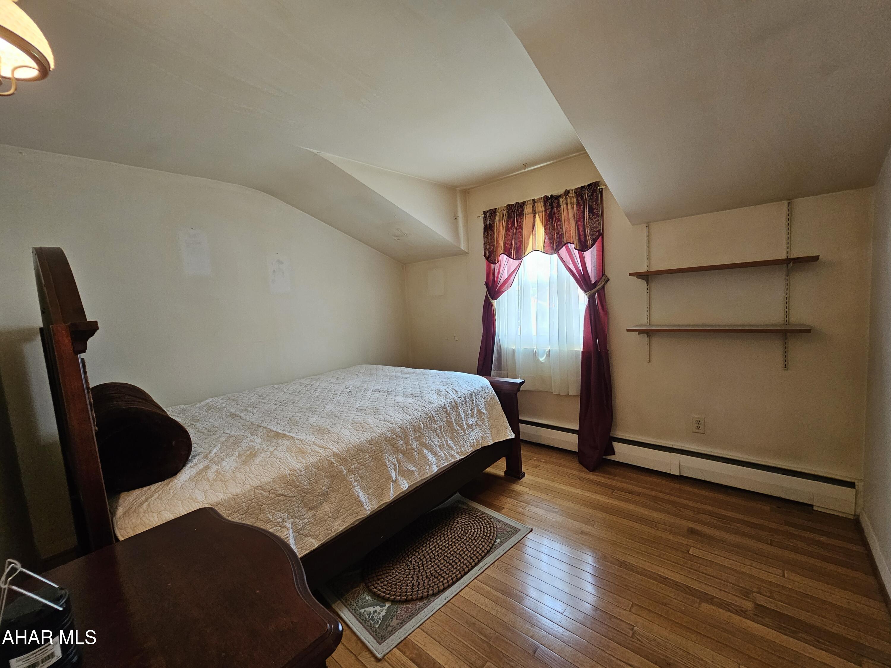 Juniata - Residential