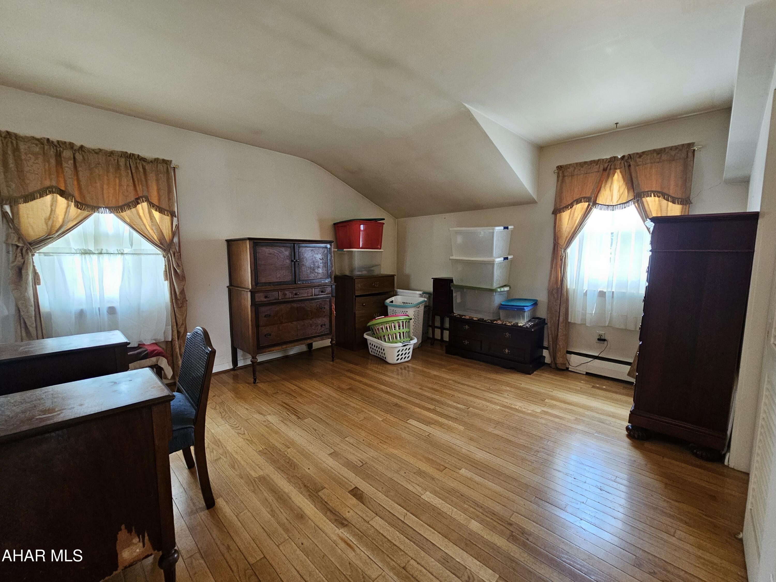 Juniata - Residential