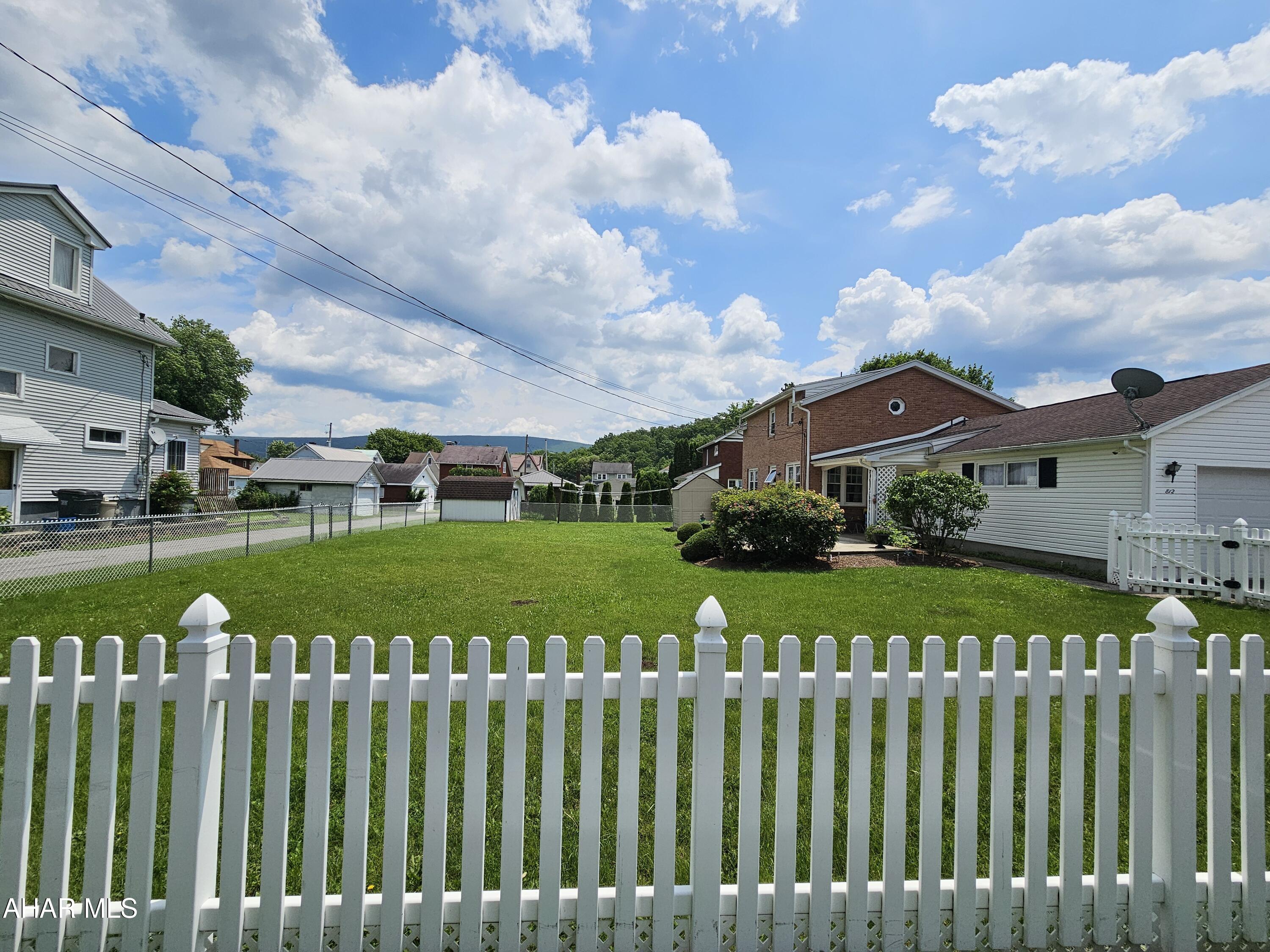 Juniata - Residential