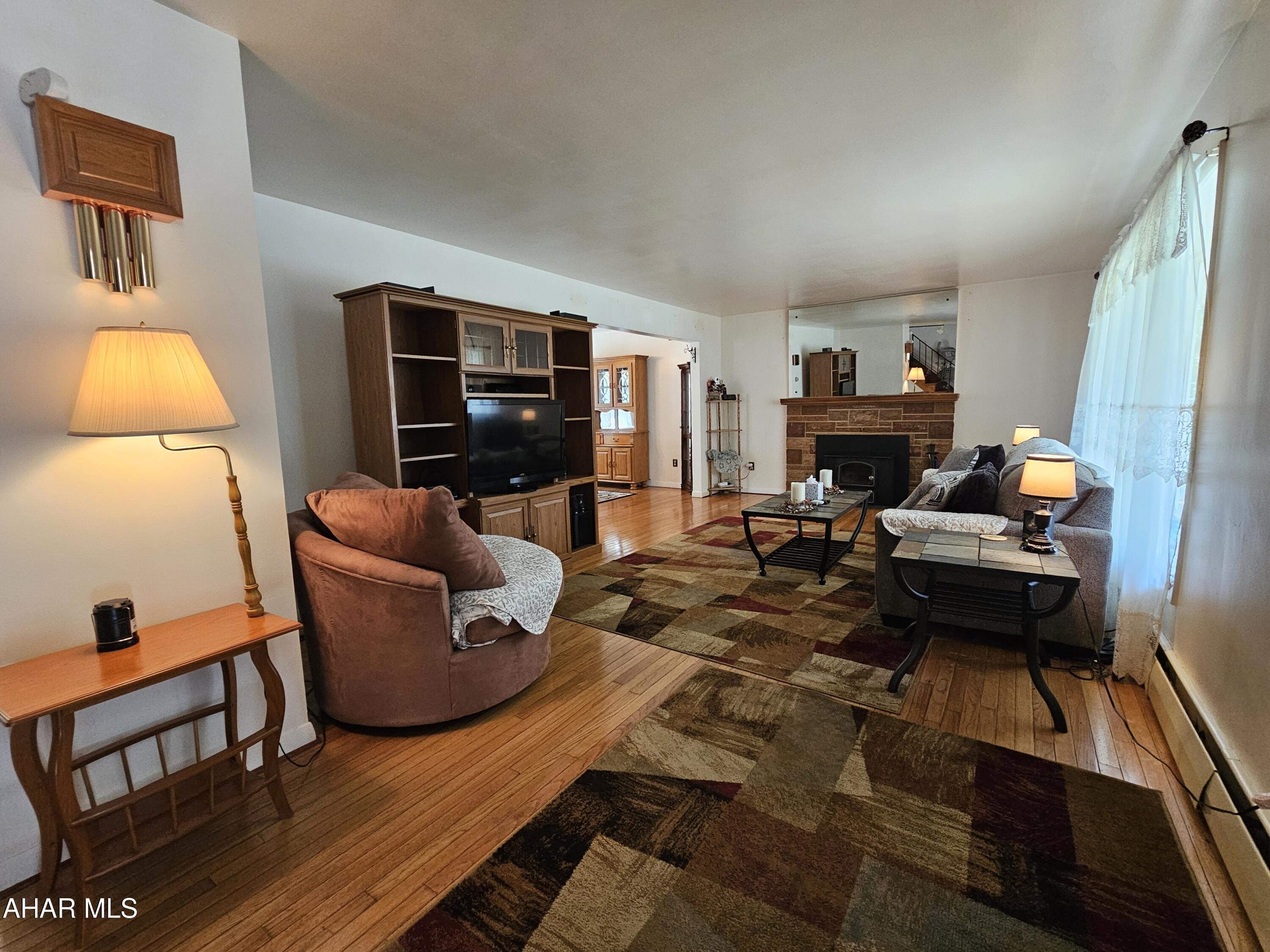 Juniata - Residential