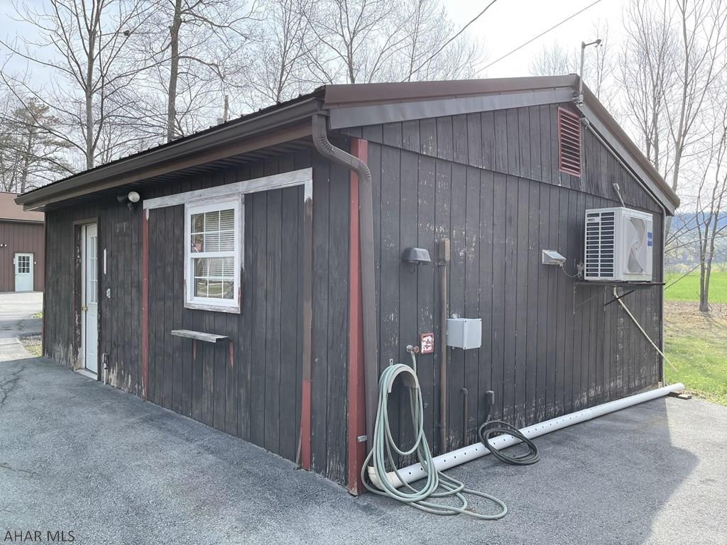 Unknown - Residential