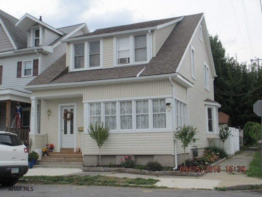 Nicely Maintained Home on Flat corner lot. Newly vinyl sided, New roof 2011, New vinyl fence.  Laminated flooring in Living room, New doors, Nicely landscaped, updated bathroom. Enclosed Porch and 1 car detached garage.  First floor laundry-Mudroom. Conveniently located.Owner will consider all offers