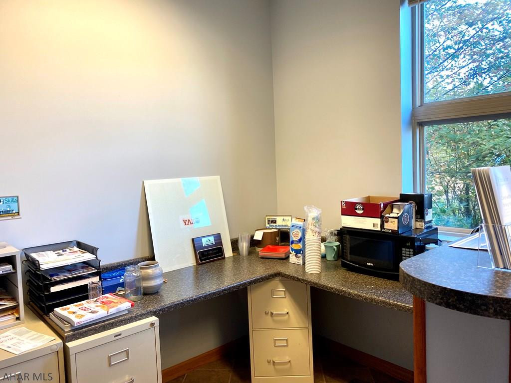 Eldorado - Commercial Sale