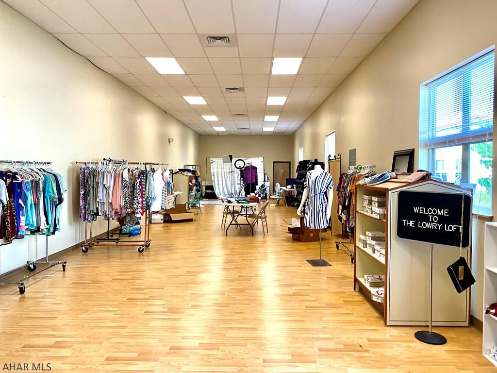 Eldorado - Commercial Sale