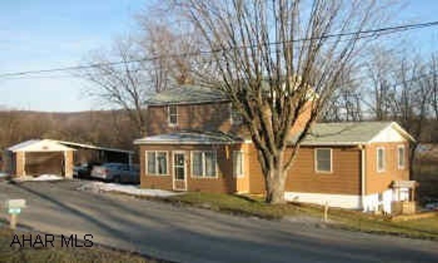 Great home for first time buyers!  Located on the Juniata River.  New pergo floors in the dining and living rooms.  Newer furnace and stove and refrigerator included.  Full basement with workshop.$2,300.00 for city sewer and water plus tie in fees projected for May.