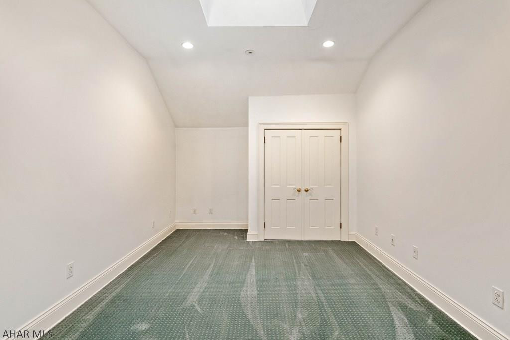 Unknown - Residential