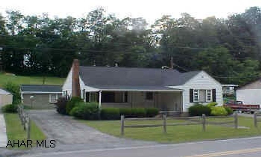 Hardwood Floors, Fireplace, Built in Hutch under Counter Bar, Built in Dresser, Prefered settlement Date Novemeber 30, 2004 #J-664 Hardwood Floors, Fireplace, Built in Hutch under Counter Bar, Built in Dresser, Prefered settlement Date Novemeber 30, 2004 #J-664