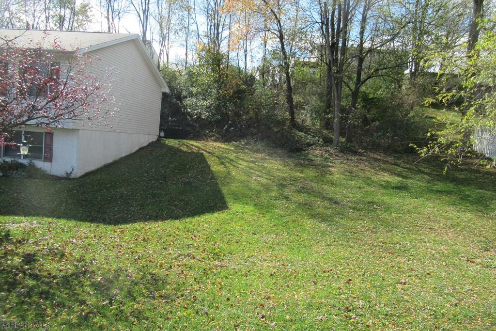 Maple Hollow - Residential