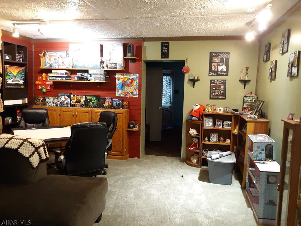 Maple Hollow - Residential