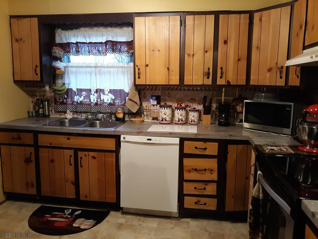 Maple Hollow - Residential