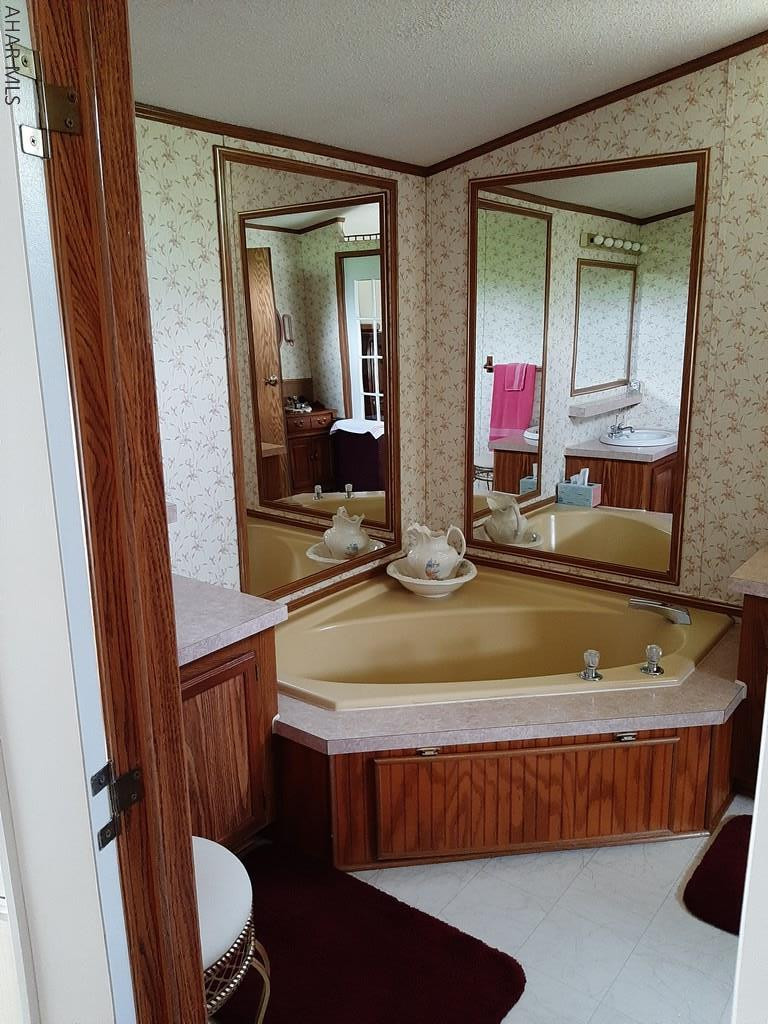 Laurel Woods - Residential