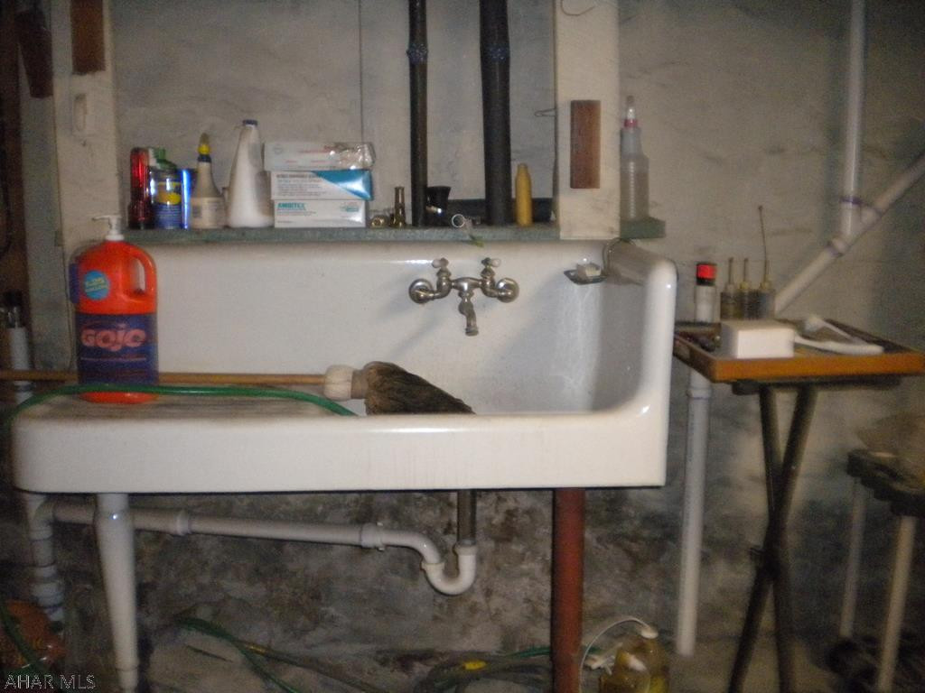 Juniata - Residential