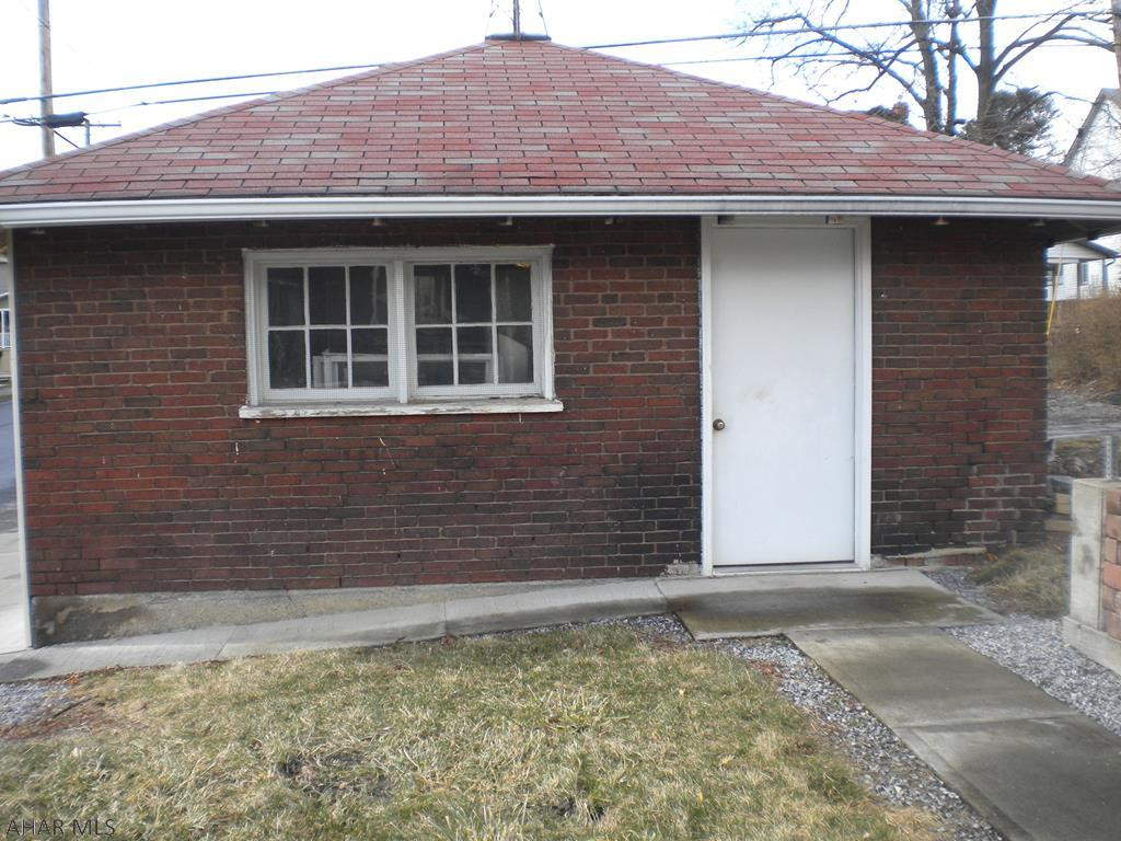 Juniata - Residential