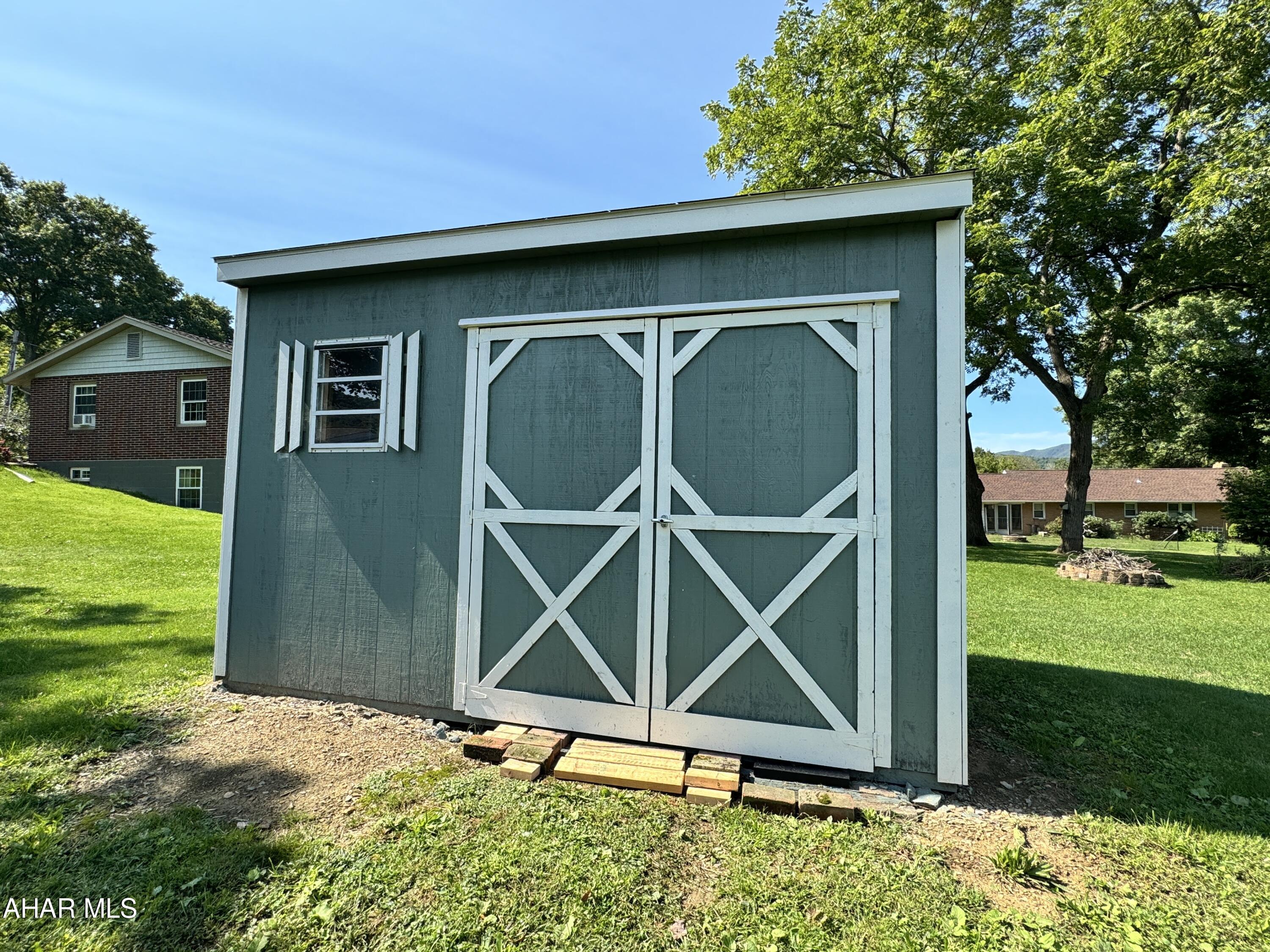 Meadowbrook Terrace - Residential