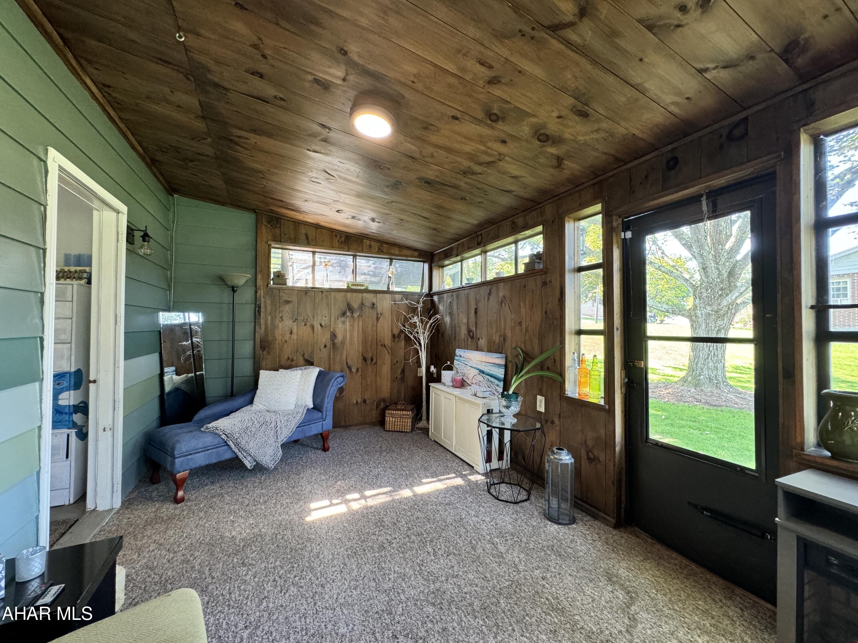 Meadowbrook Terrace - Residential