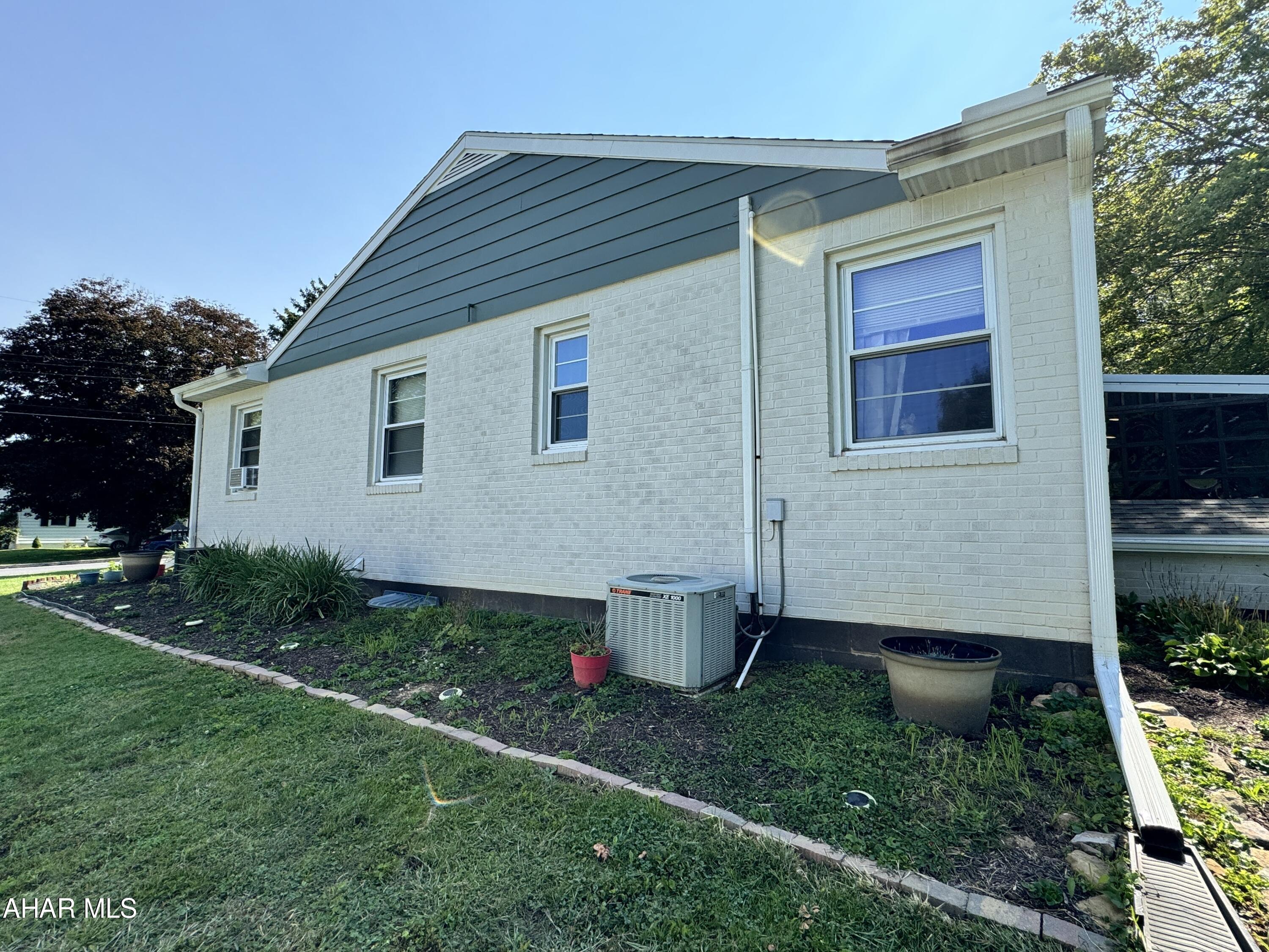 Meadowbrook Terrace - Residential