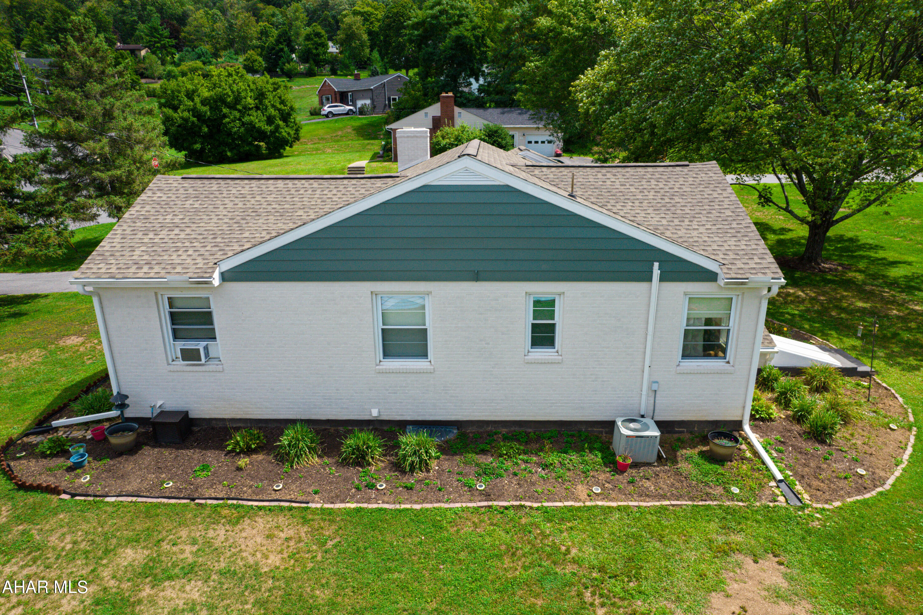 Meadowbrook Terrace - Residential