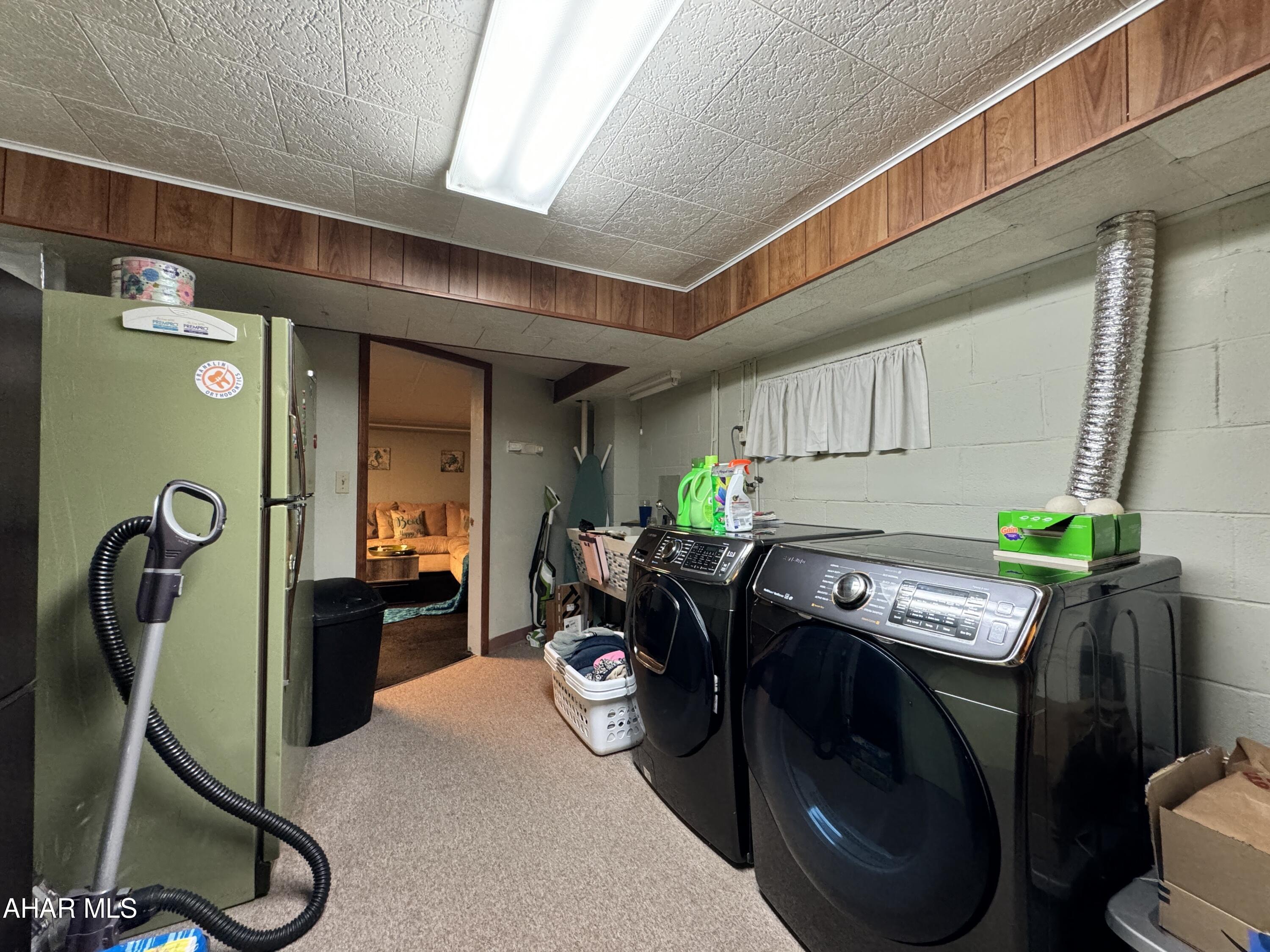 Meadowbrook Terrace - Residential