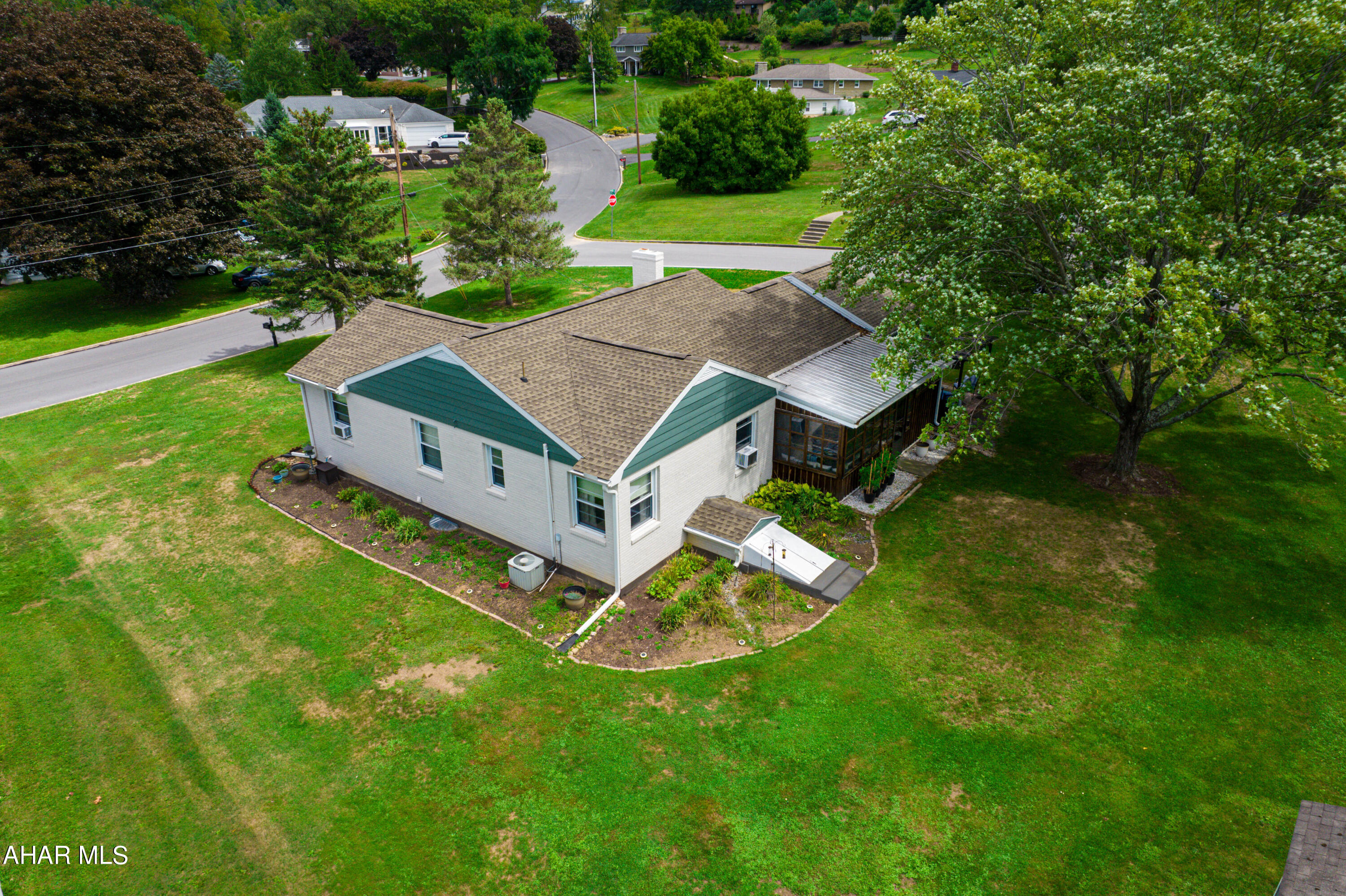 Meadowbrook Terrace - Residential