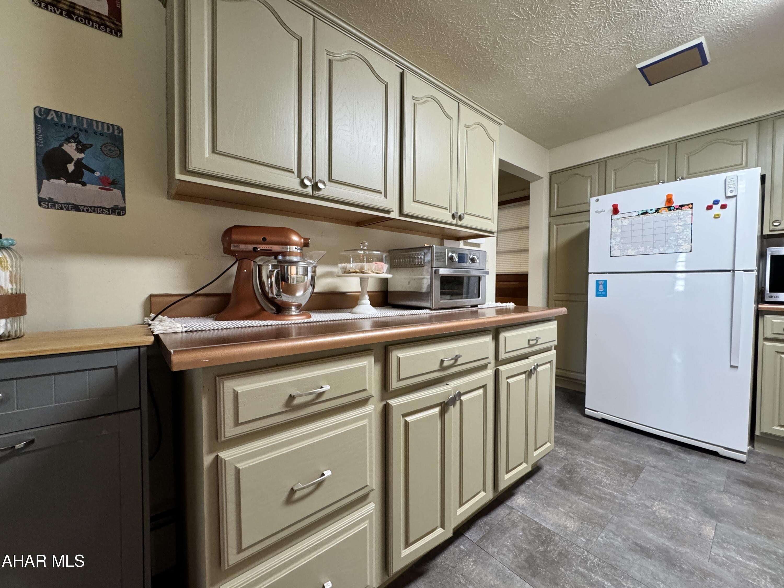 Meadowbrook Terrace - Residential