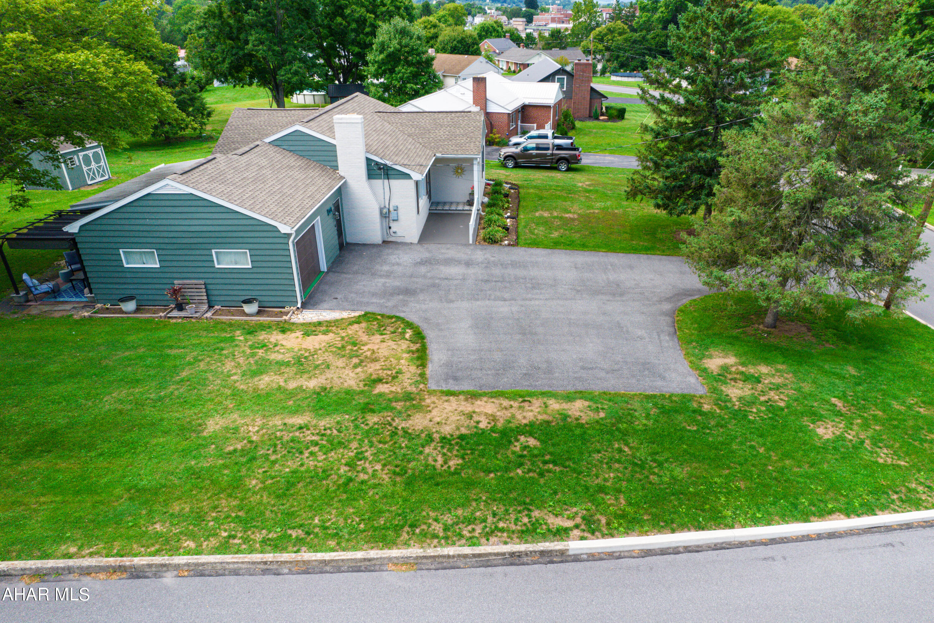 Meadowbrook Terrace - Residential