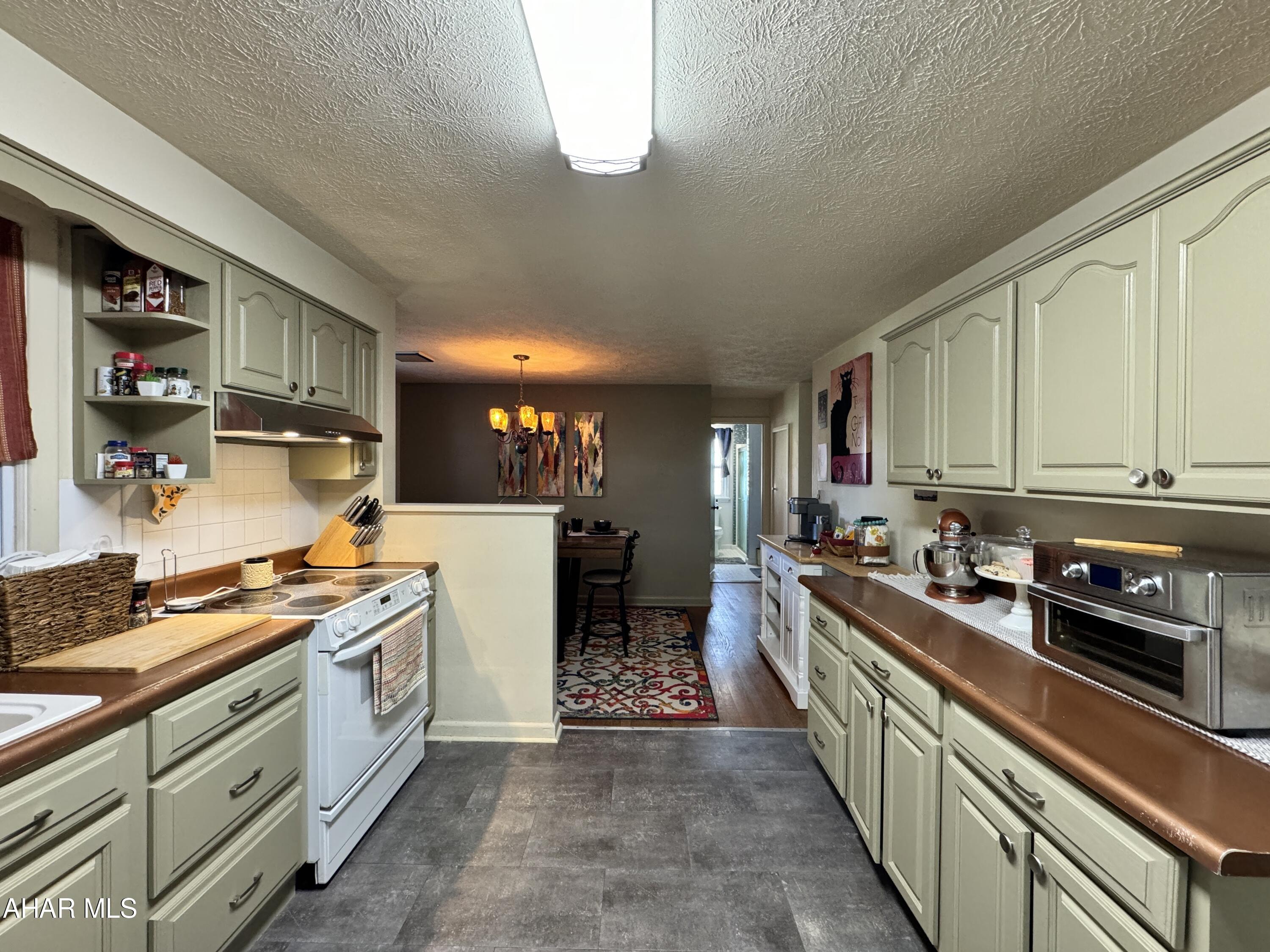 Meadowbrook Terrace - Residential