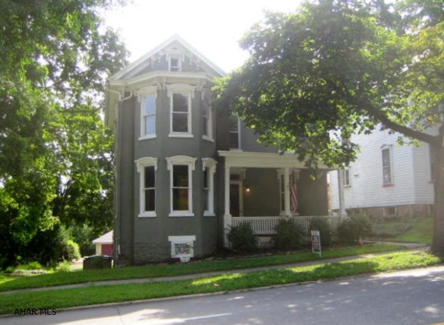 FABULOUS HISTORIC HOLLIDAYSBURG HOME completely remodeled throughout.  Beautiful newer eat-in cherry kitchen, furnace, roof, electric, carpeting and stainless steel appliances all new in 2008. Large beautiful living room, formal dining room plus recreation room and 3/4 bath in basement. Walk to schools, YMCA, shopping and downtown Historic Hollidaysburg. Check it out - will not disappoint! 1 year home warranty offered.