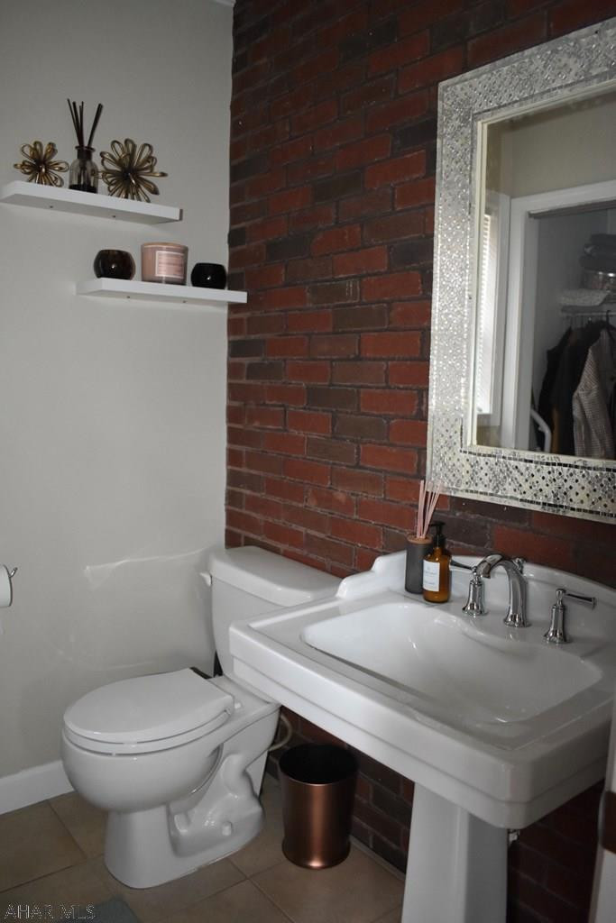 Llyswen - Residential