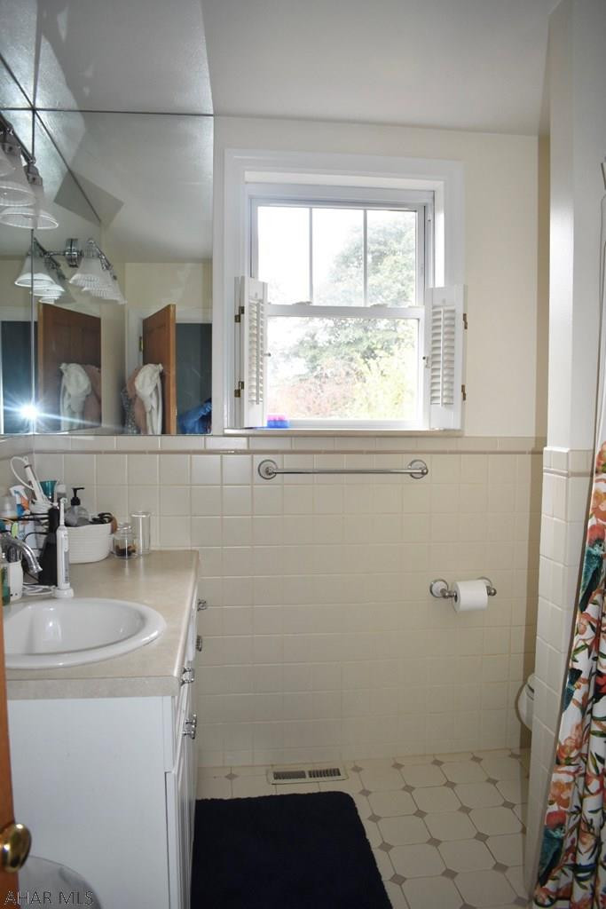 Llyswen - Residential