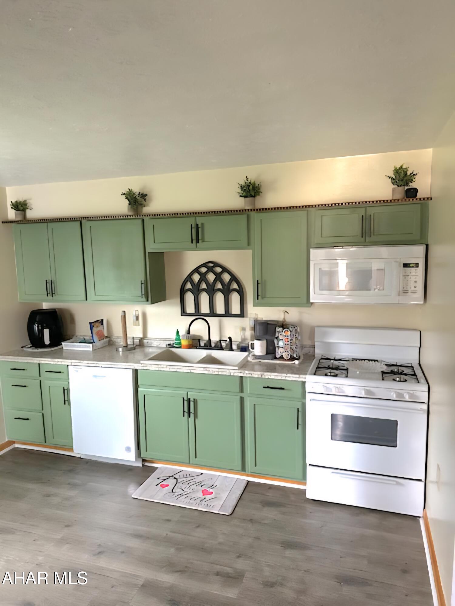 East End - Residential