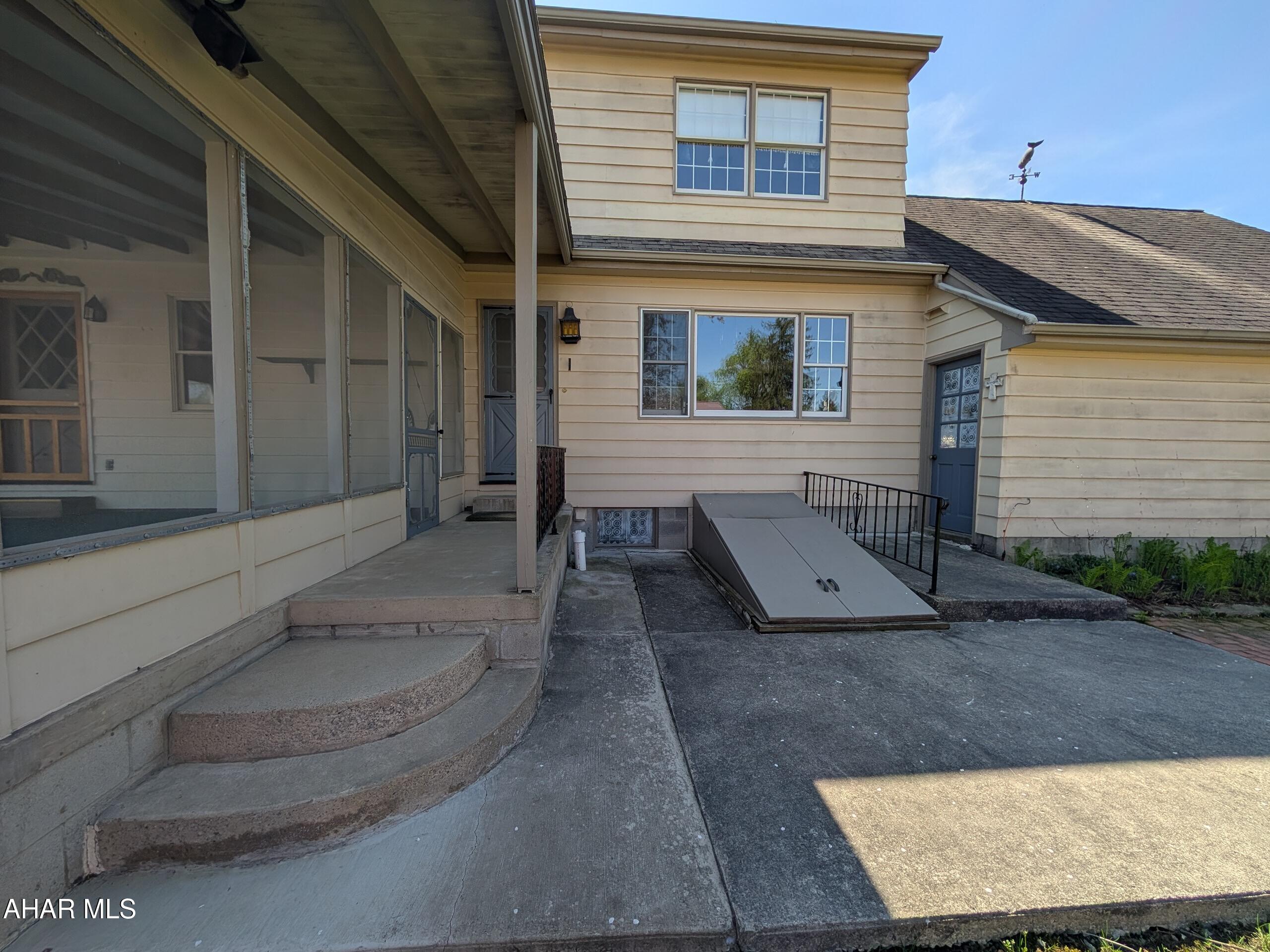 Hollidaysburg - Residential