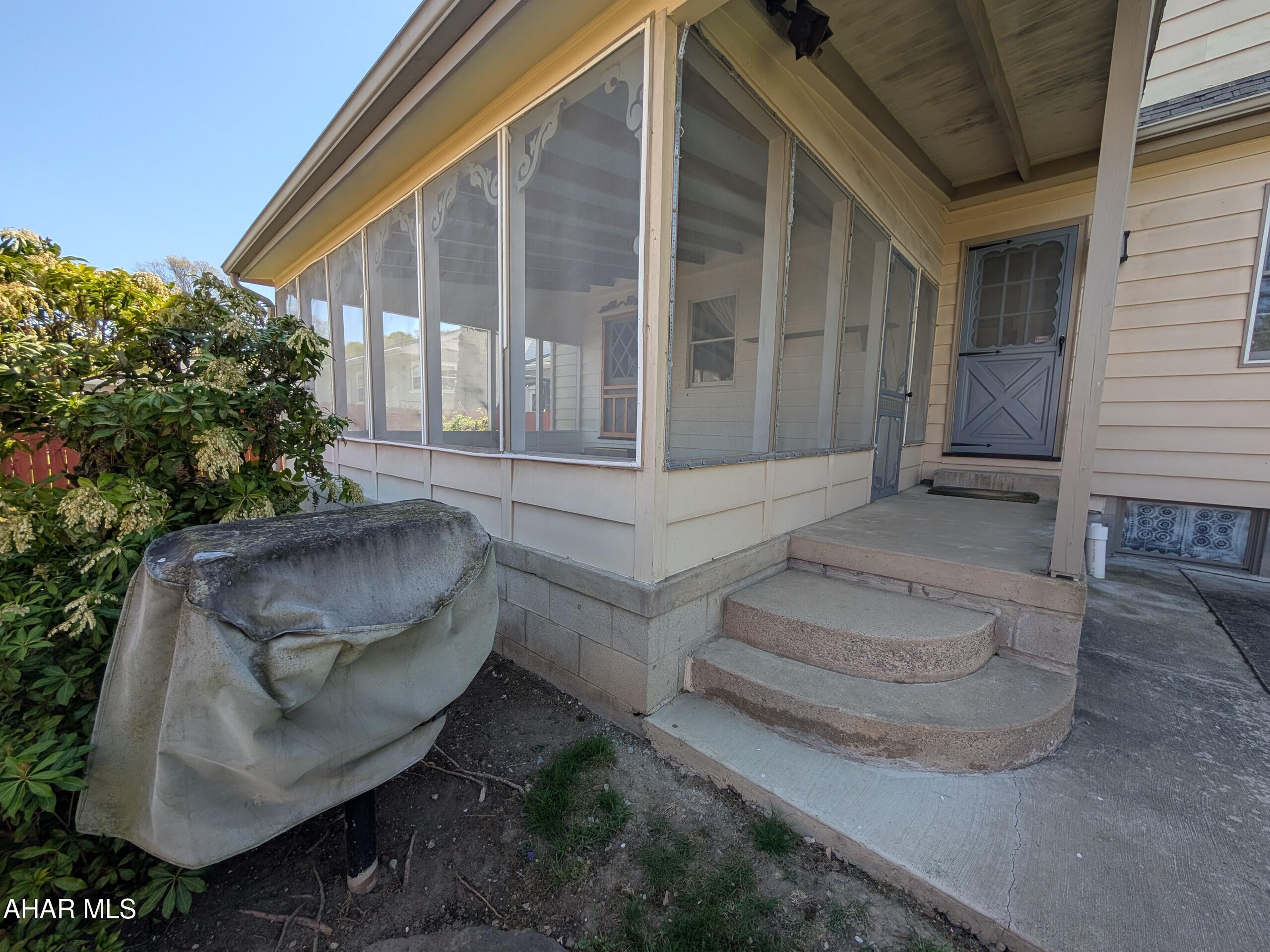 Hollidaysburg - Residential