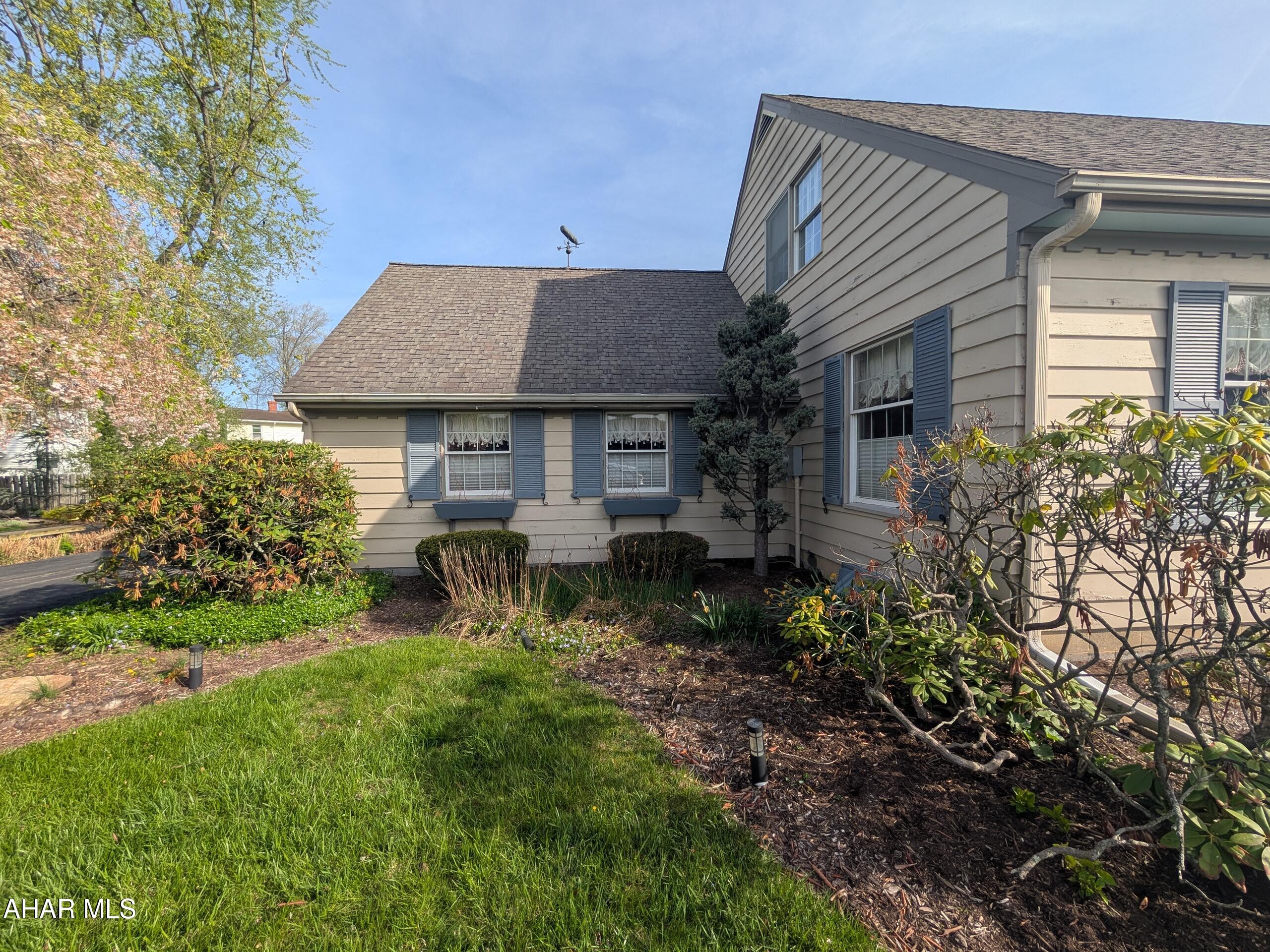 Hollidaysburg - Residential