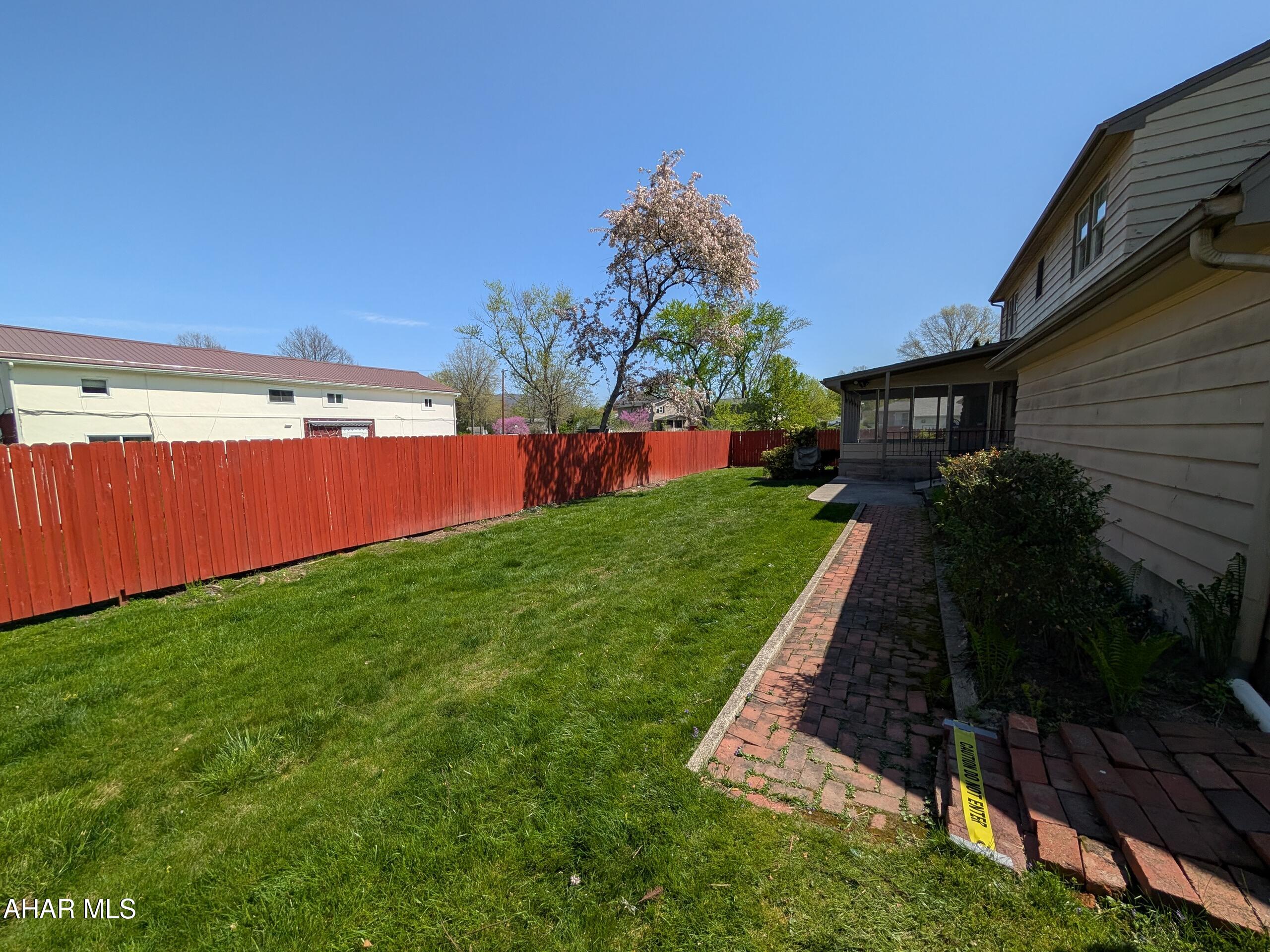 Hollidaysburg - Residential