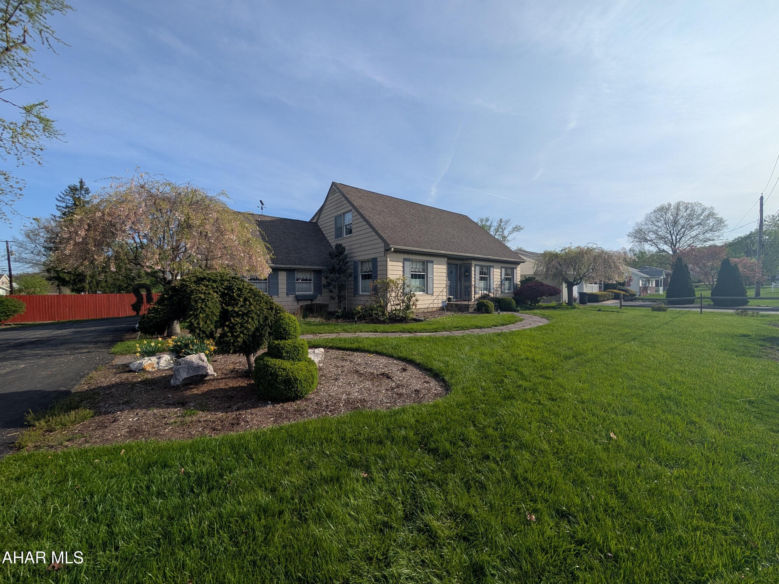 Hollidaysburg - Residential