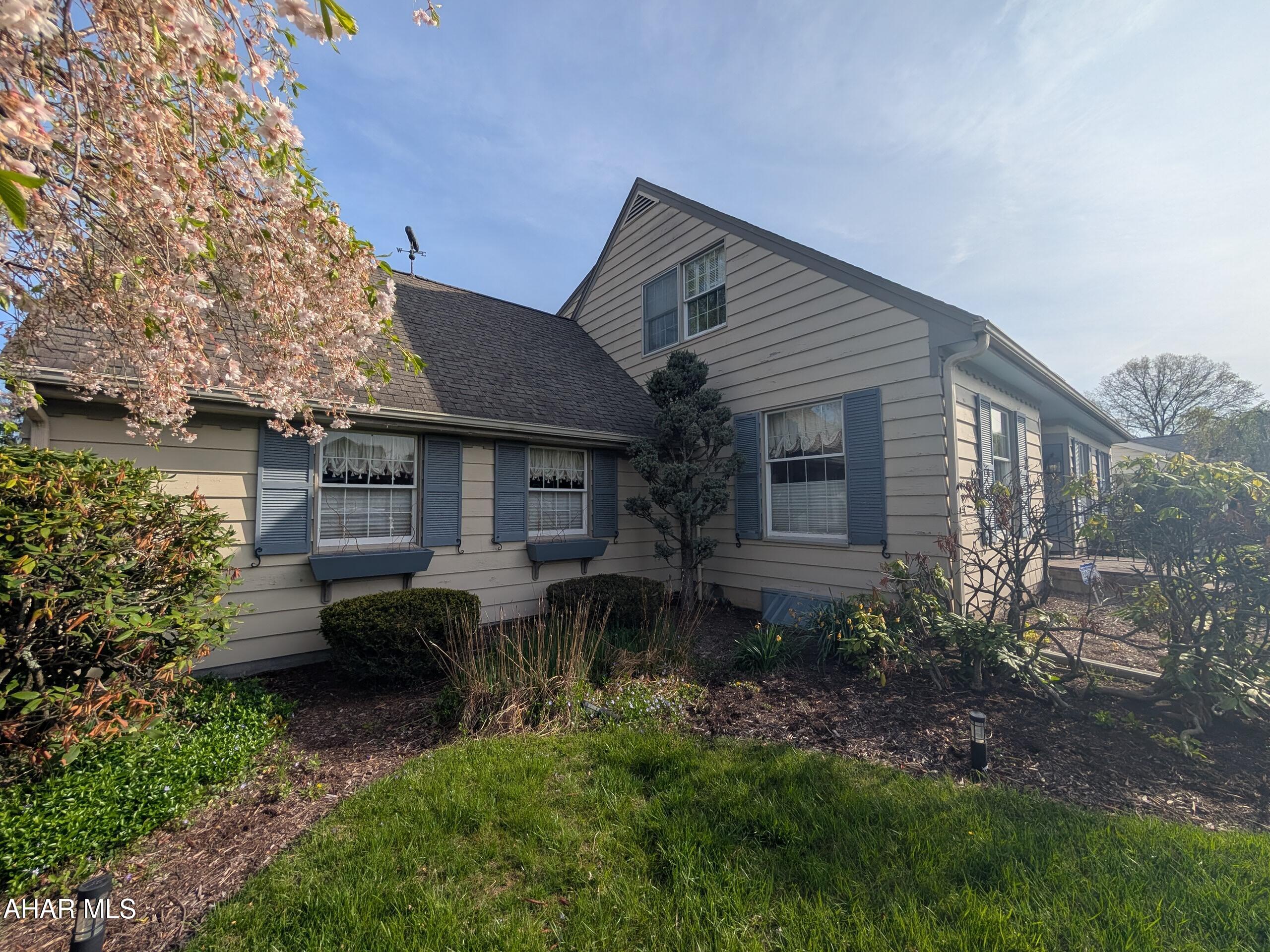 Hollidaysburg - Residential