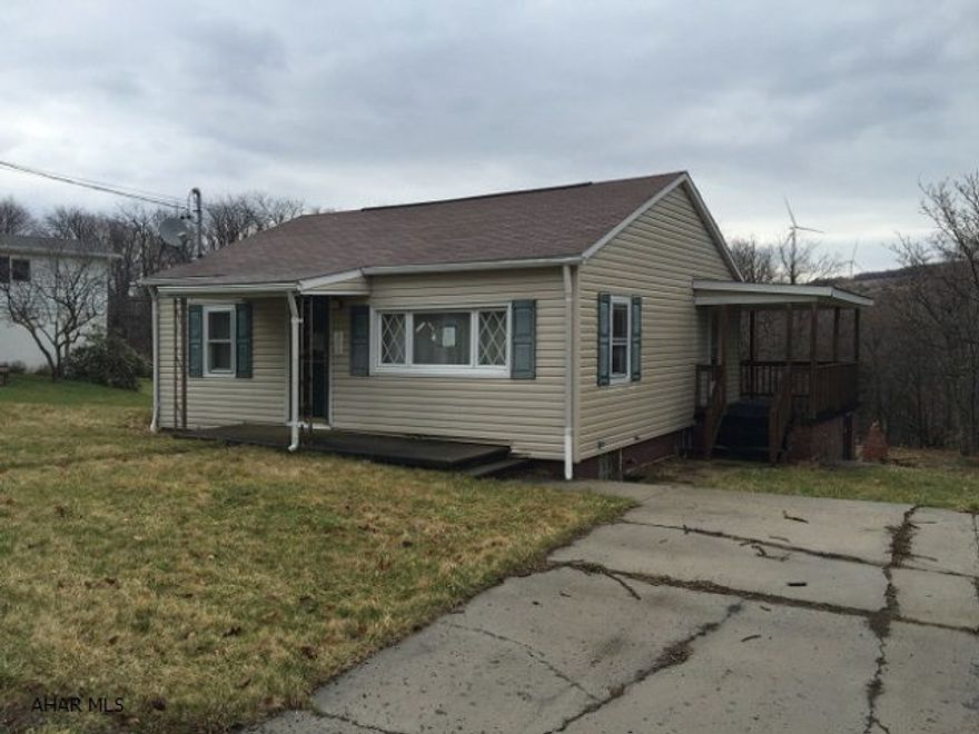 2 bed 2 bath ranch style home with nice yard.  Needs furnace and electrical work.See attachment for PAS requirements and WFHM offer submittal information in MLS document section. To report any concerns with a listing broker/agent or to report any property condition or other concern needing escalation, including concerns related to a previously submitted offer or information on how to place an offer, please call: 1-877-617-5274.