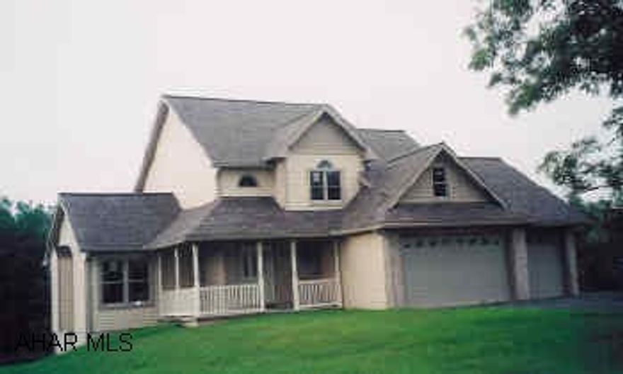 New custom built comtemporary in great location. Close to UPMC Hospital, schools and shopping. Brick and vinyl exterior, Anderson windows,  with 3 car garage. Sunken great room with gas log fireplace. Hardwood and ceramic tile floor. A gorgeous home!