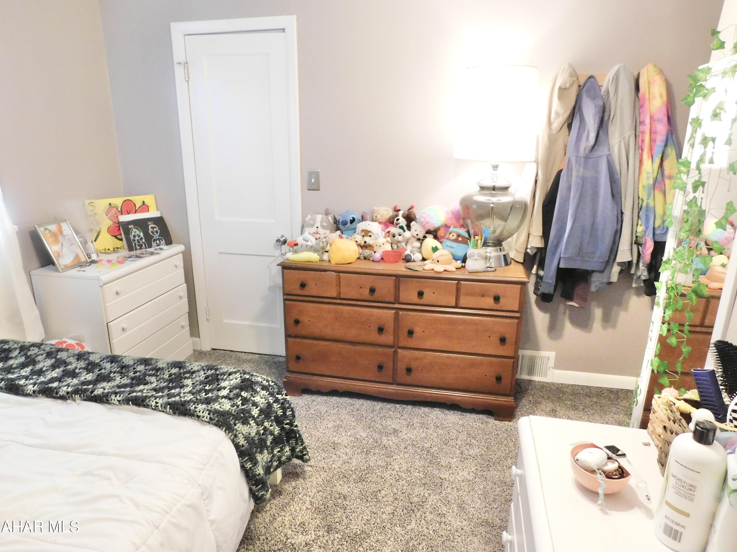 Juniata - Residential