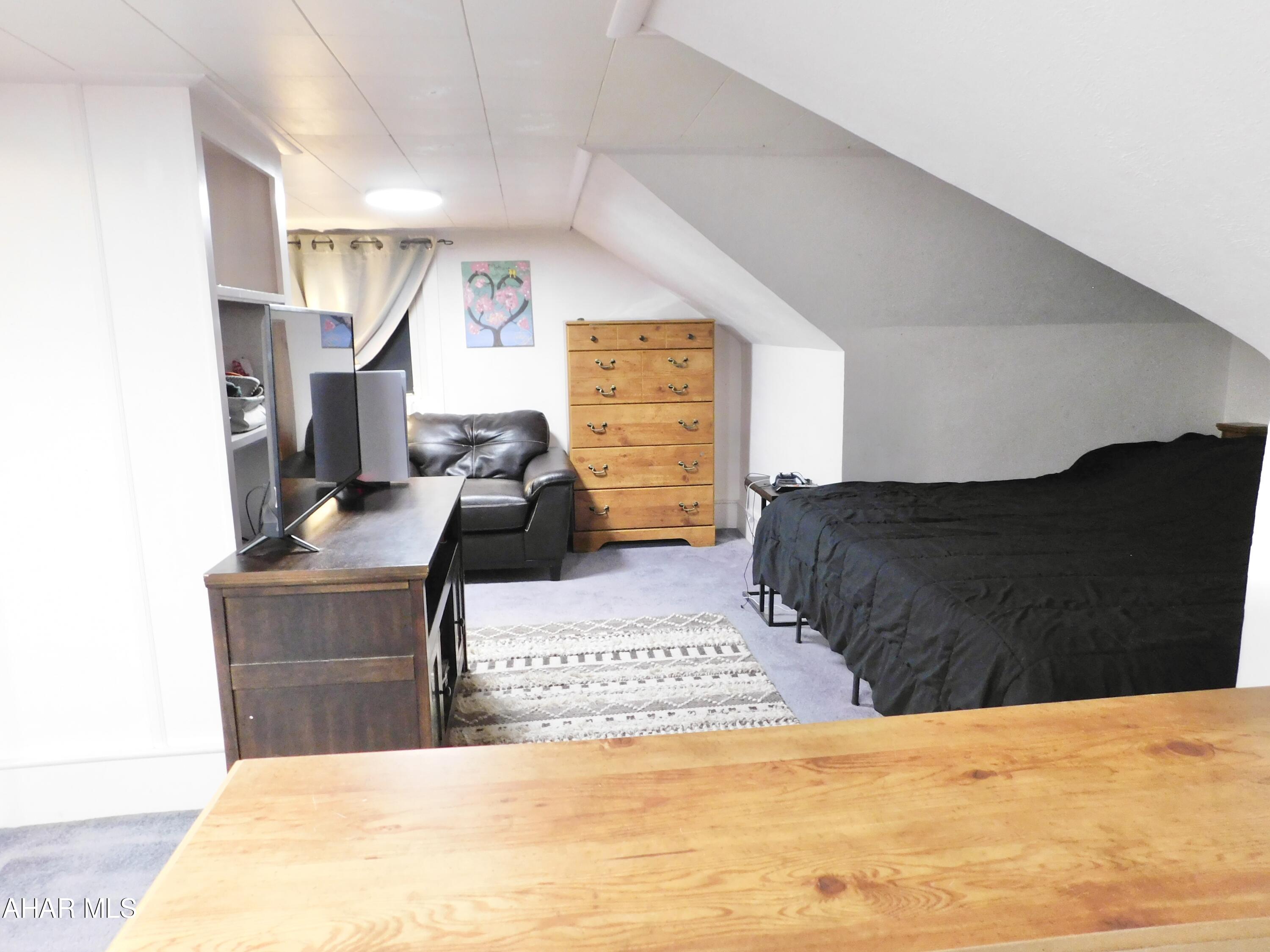 Juniata - Residential