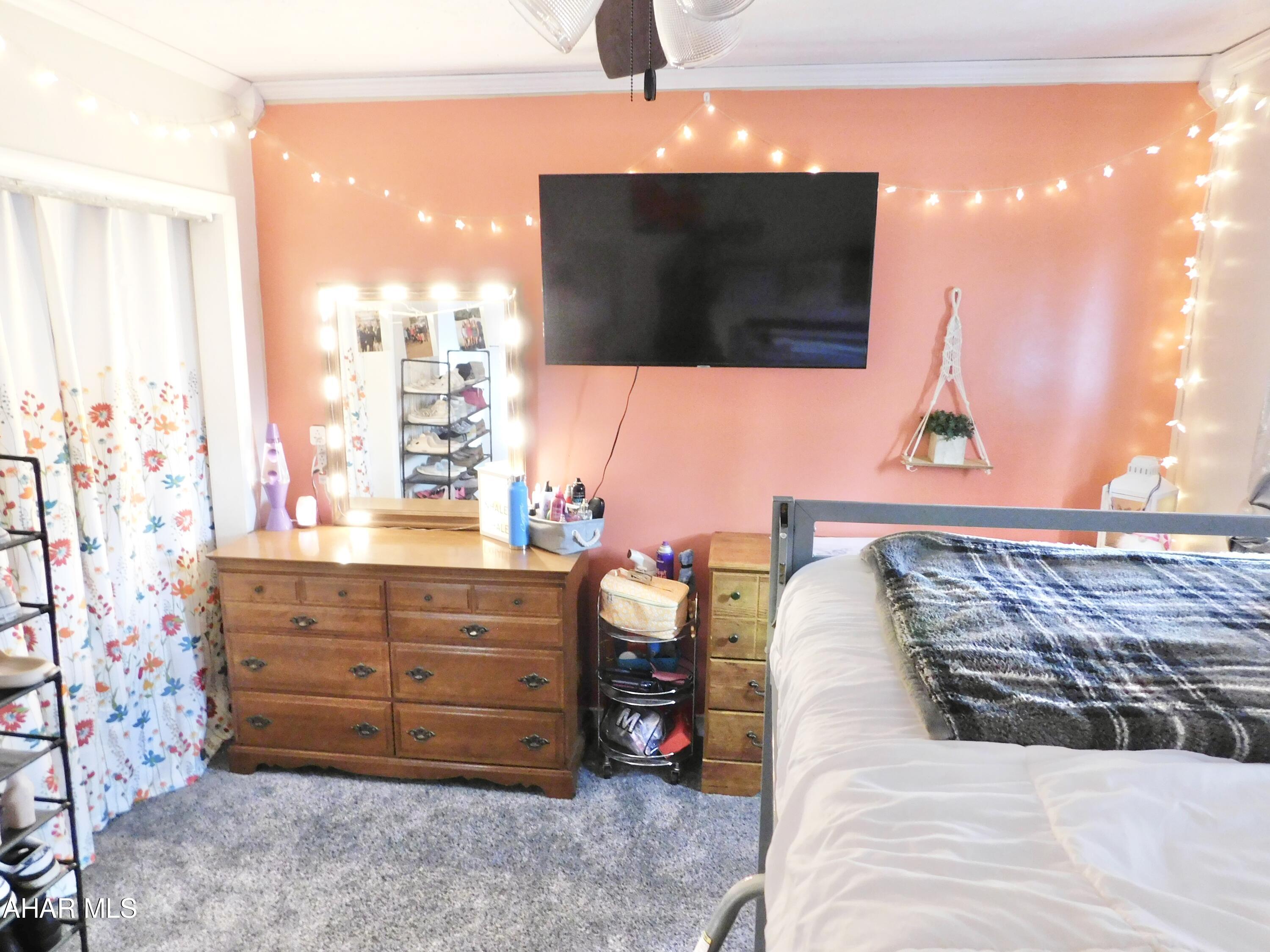 Juniata - Residential