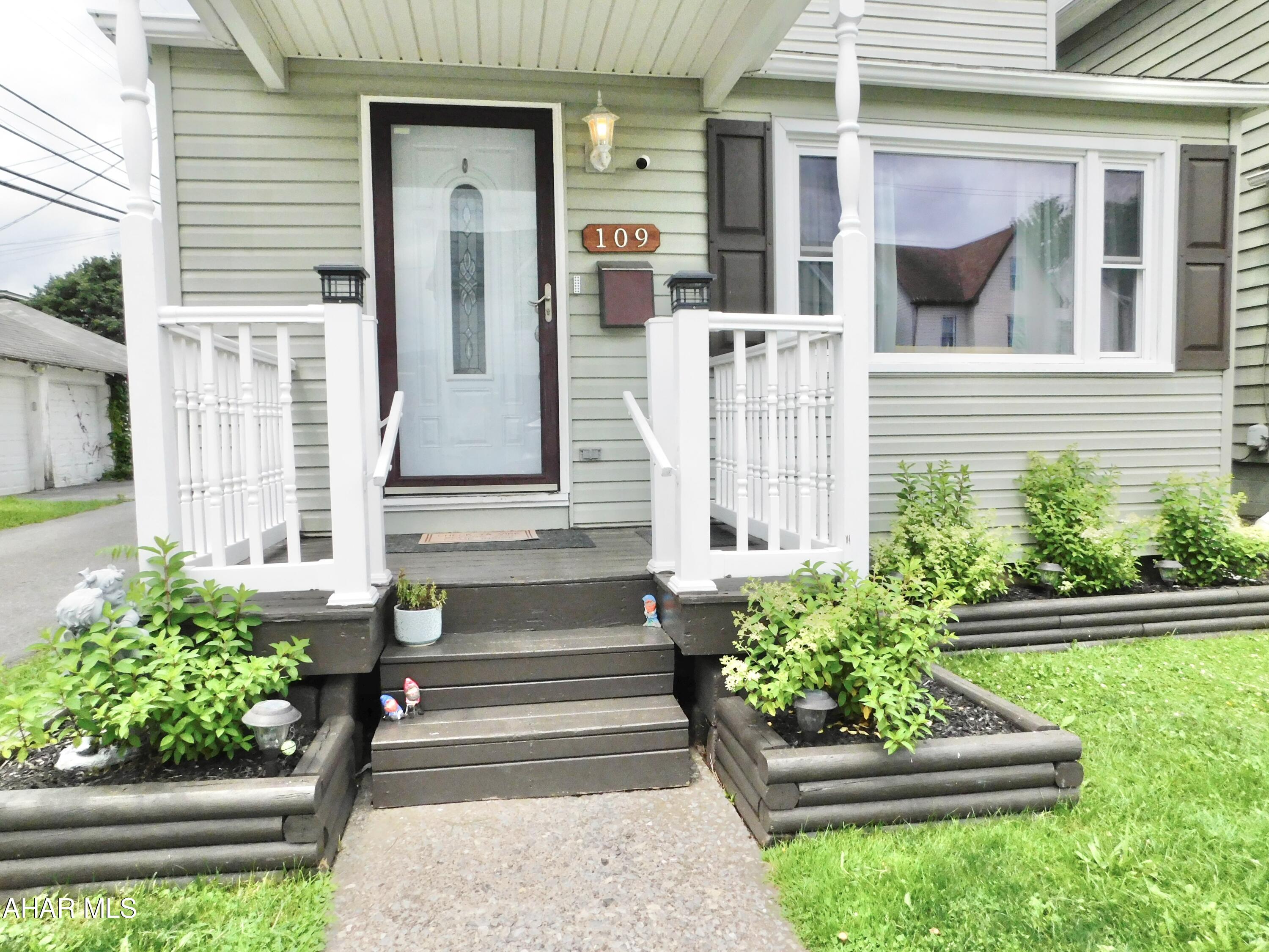 Juniata - Residential