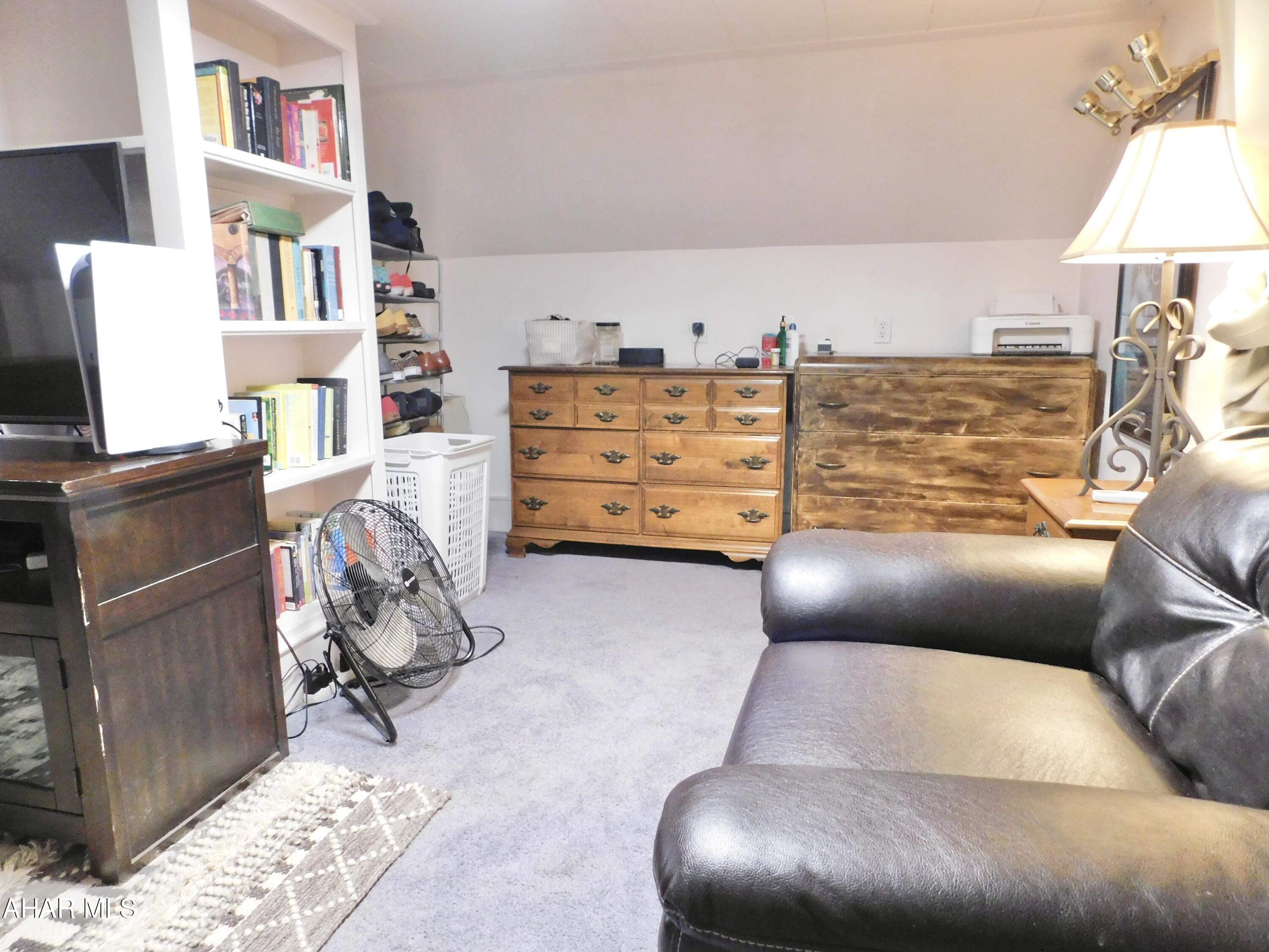 Juniata - Residential