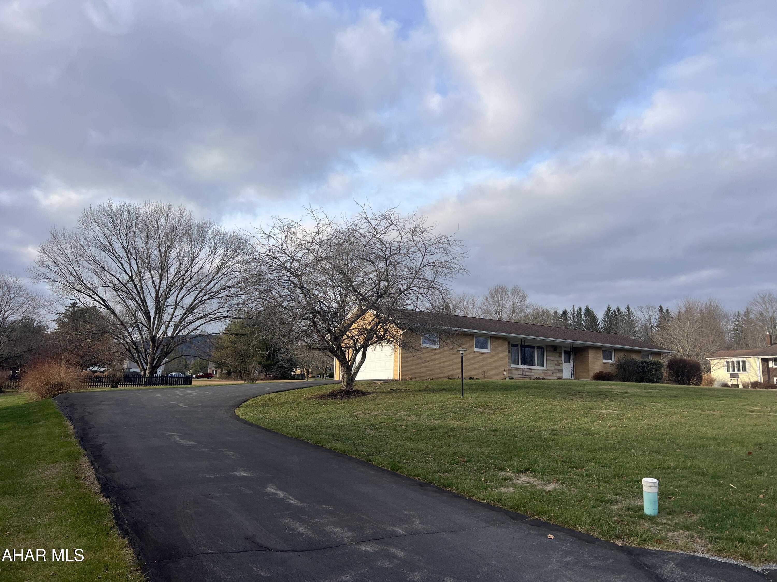 Foot of Ten - Residential