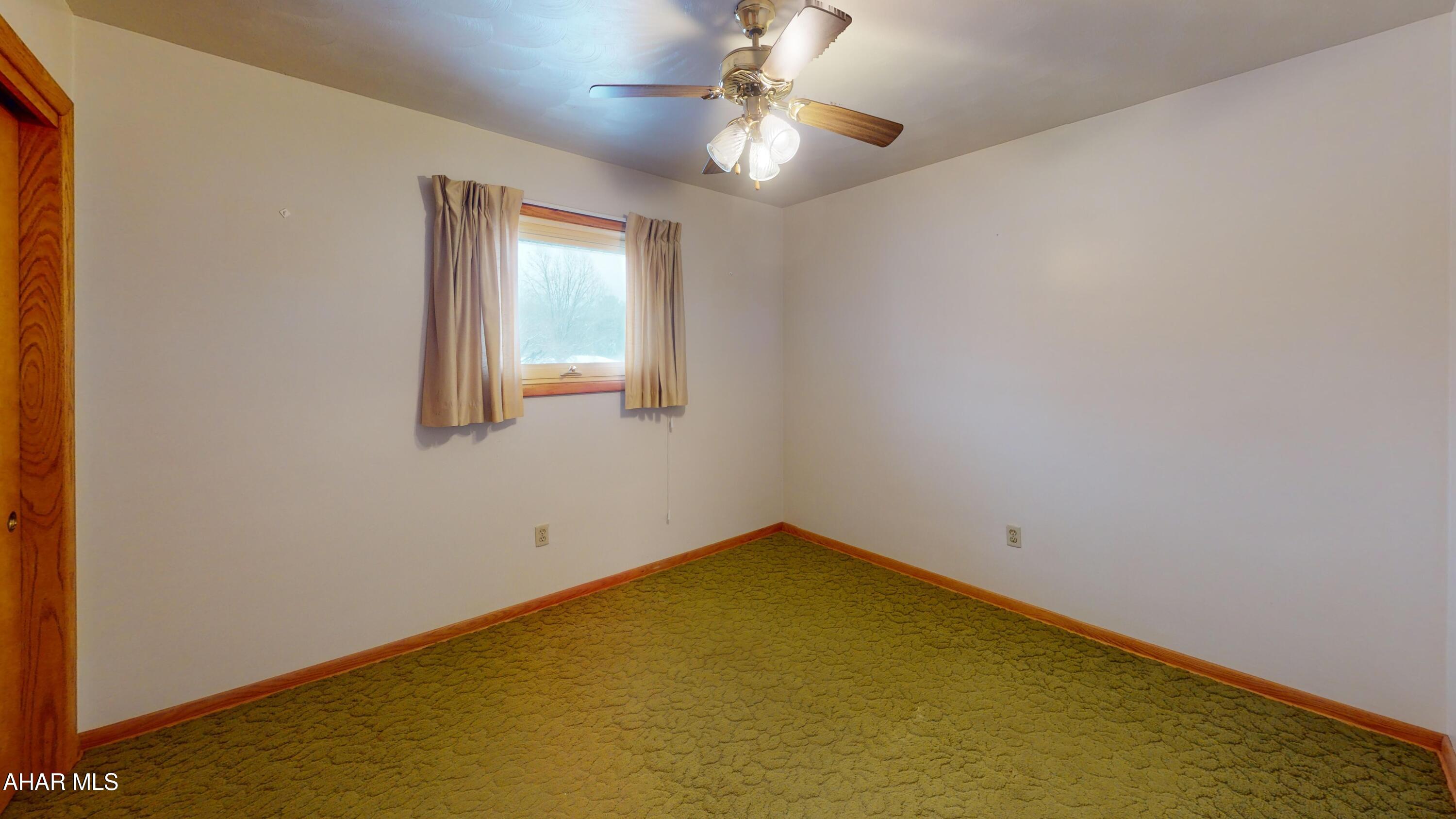 Foot of Ten - Residential